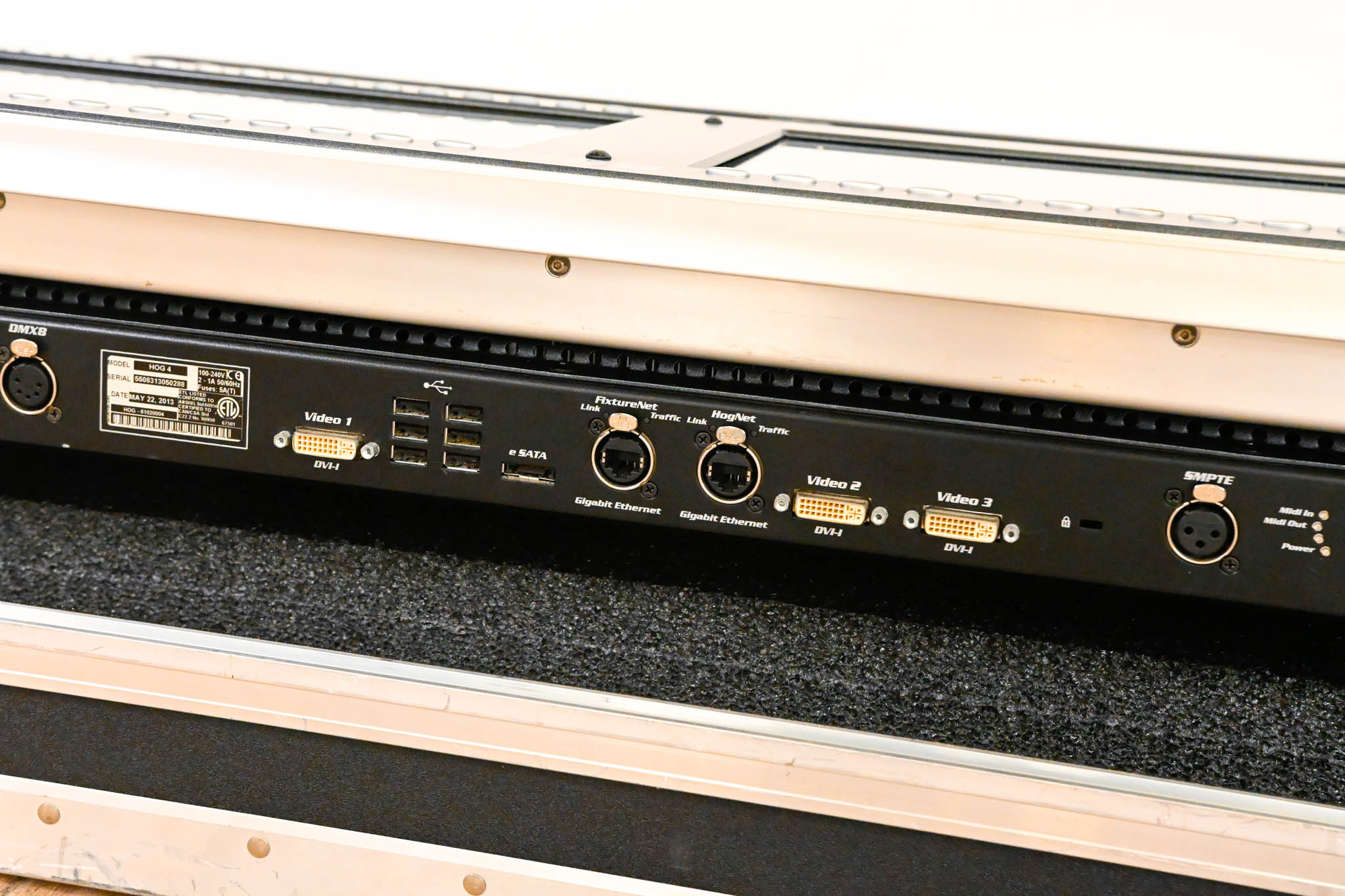 High End Systems Hog 4 Lighting Control Console with Road Case