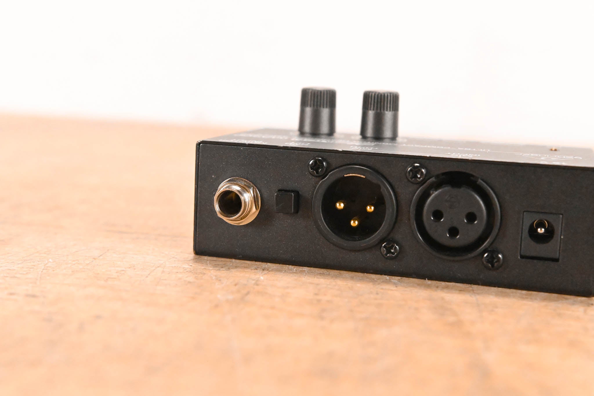 Behringer MicroMON MA400 Monitor Headphone Amplifier (NO POWER SUPPLY)