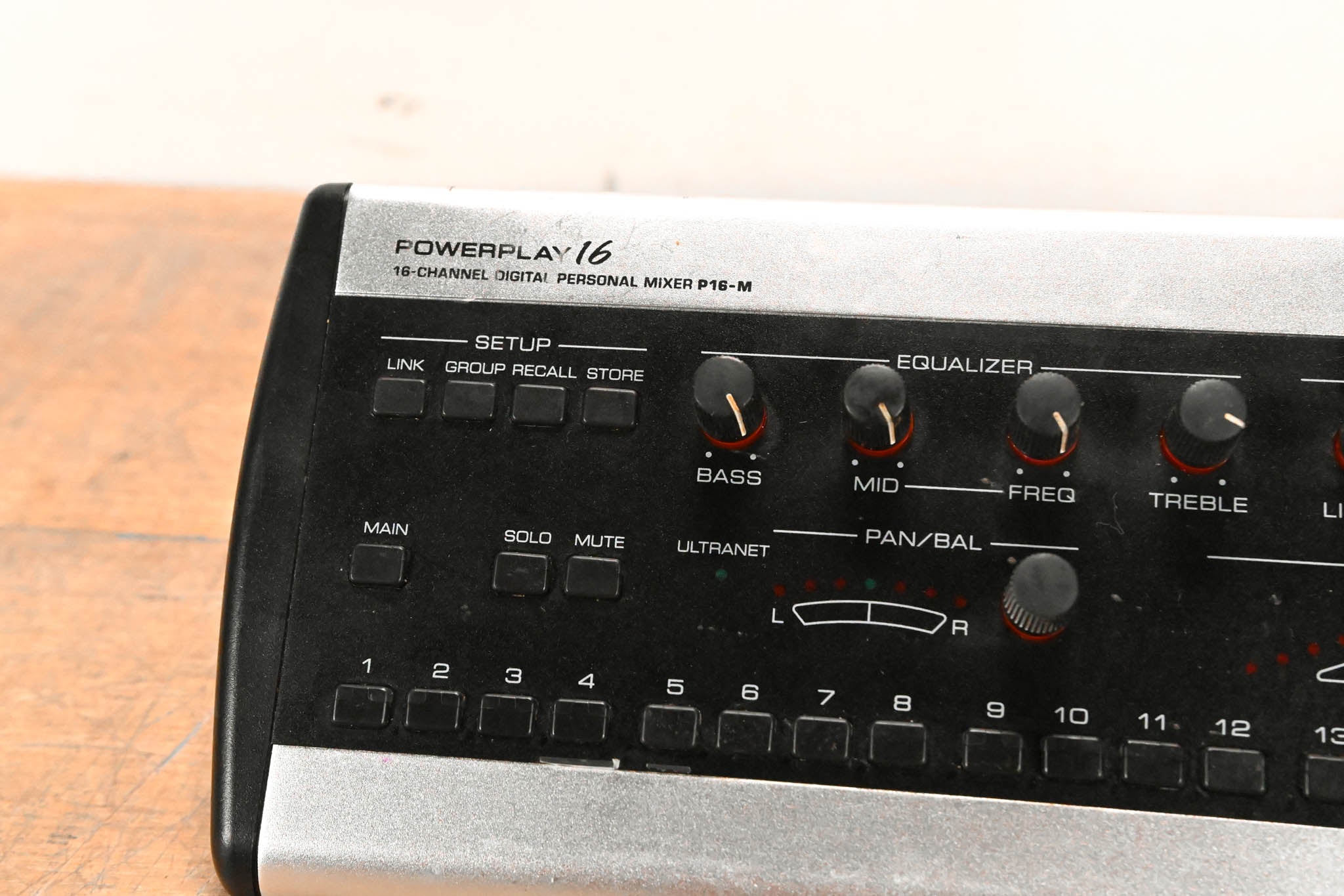 Behringer Powerplay P16-M 16-Channel Digital Personal Mixer