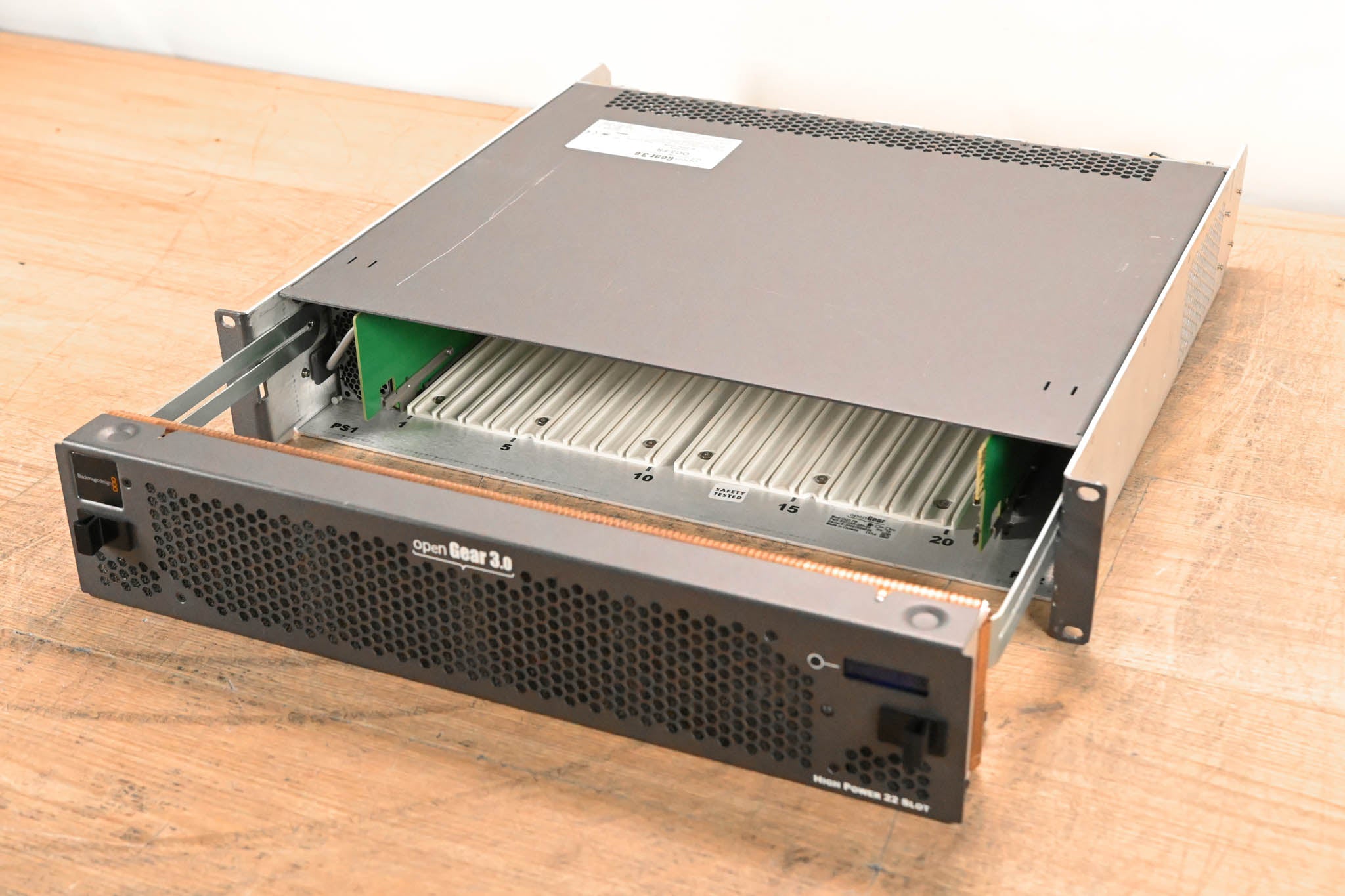 Blackmagic Design OG3-FR 20-Slot OpenGear Frame