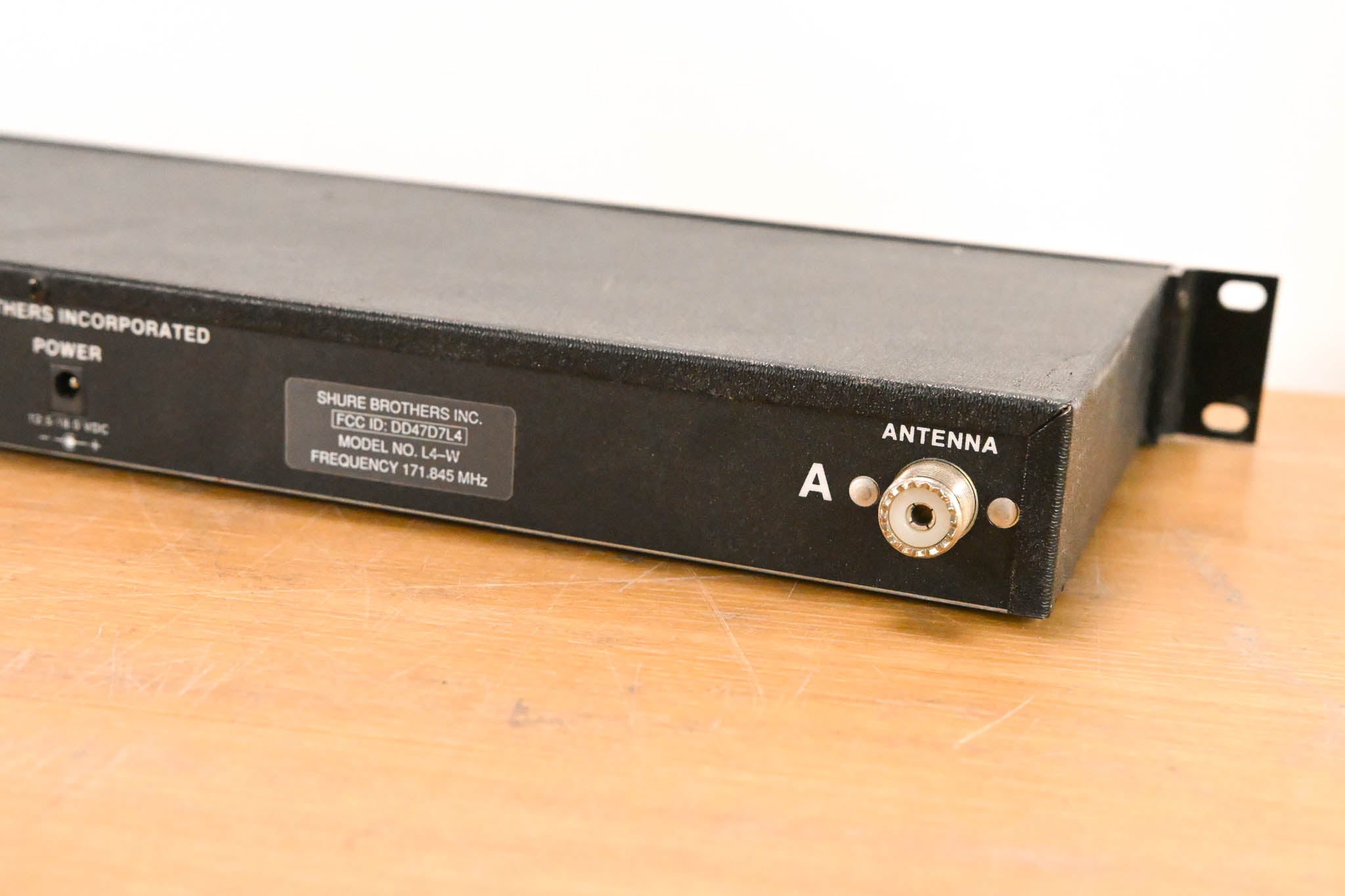 Shure L4 Diversity Wireless Receiver - 171.845 MHz (NO POWER SUPPLY)