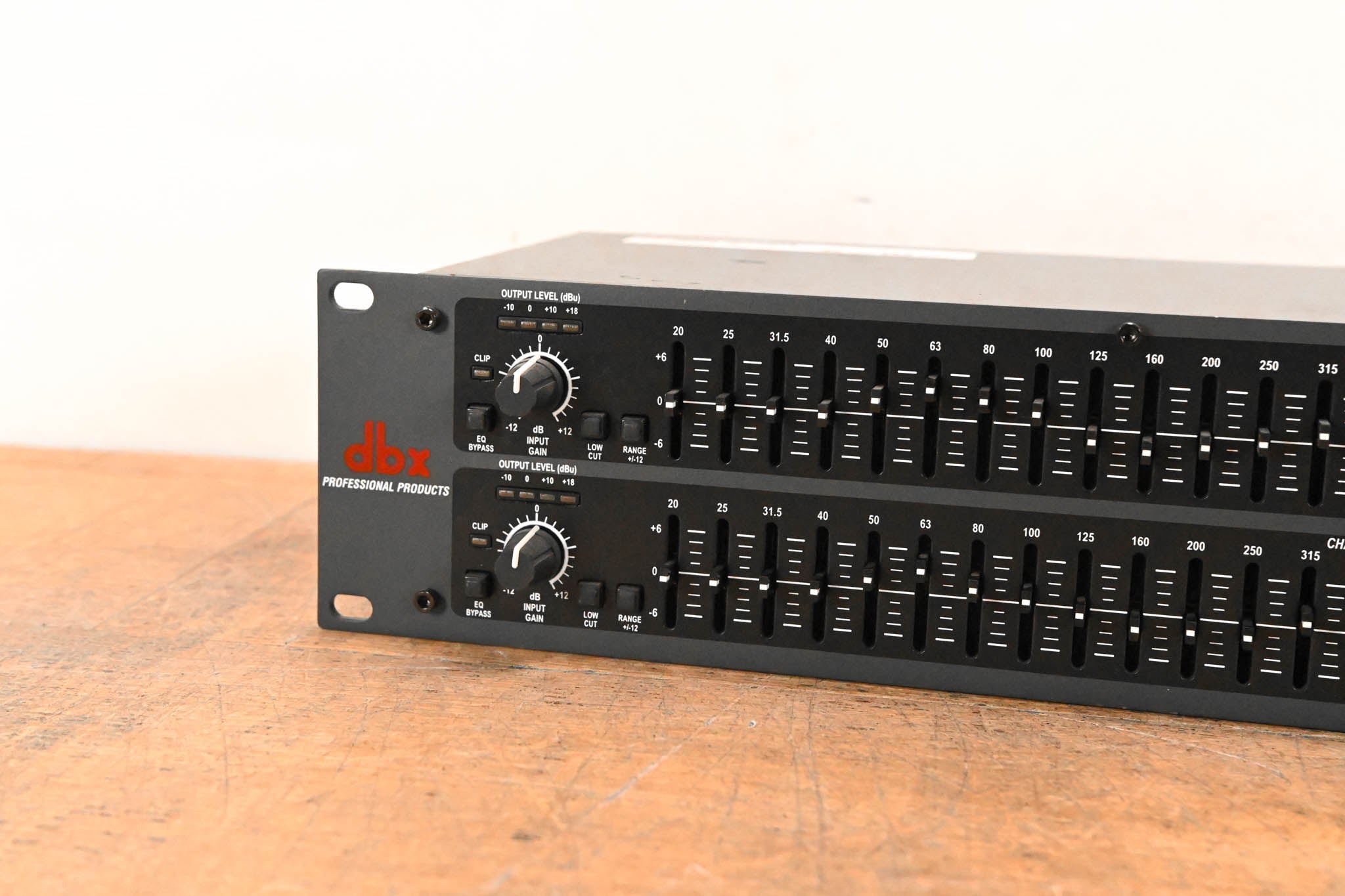 dbx 231 Dual-Channel 31-Band Graphic Equalizer