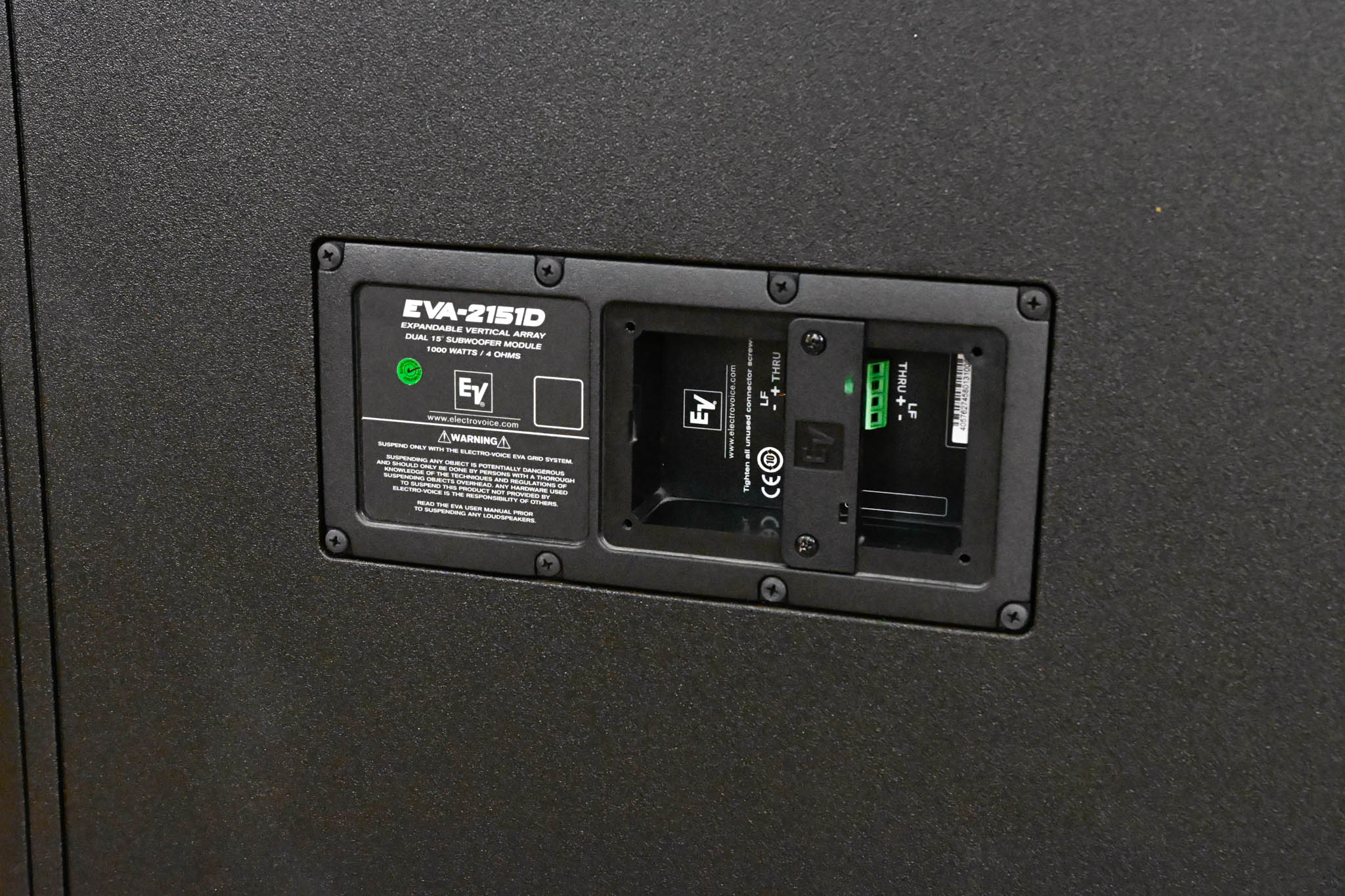 Electro-Voice (EV) EVA-2151D Dual 15" Passive Line Array Subwoofer