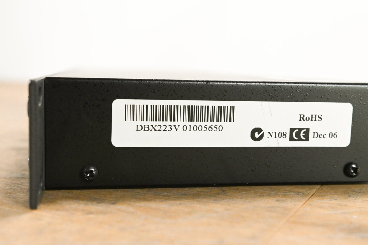 dbx 223 Stereo 2-Way / Mono 3-Way Crossover