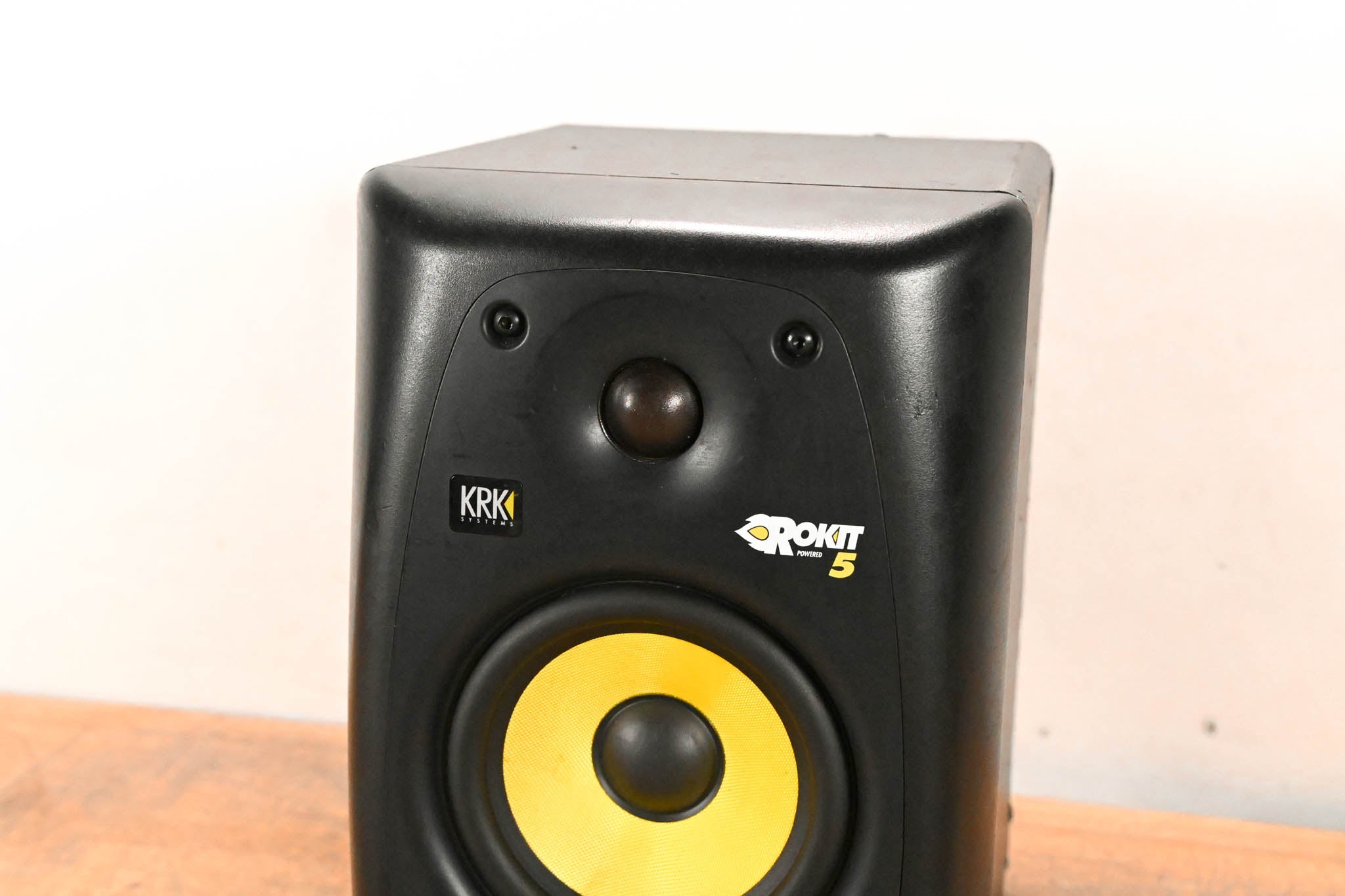 KRK Rokit 5 G2 2-Way 5-inch Studio Monitor