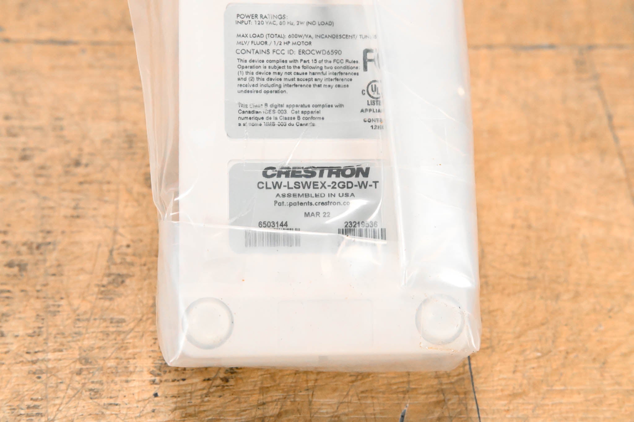 Crestron CLW-LSWEX-2GD-W-T Dual-Channel Wireless Lamp Switch