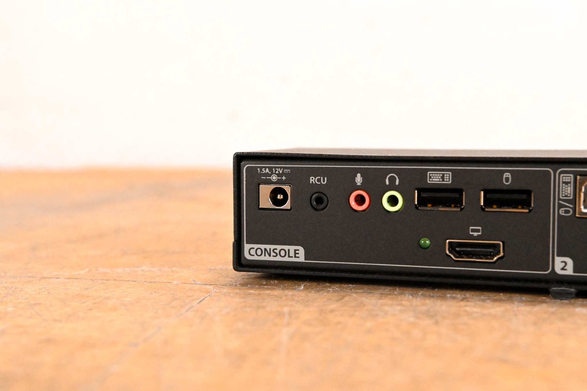 Vertiv Avocent SV220H 2-Port HDMI 4K Desktop KVM Switch (NO PSU)