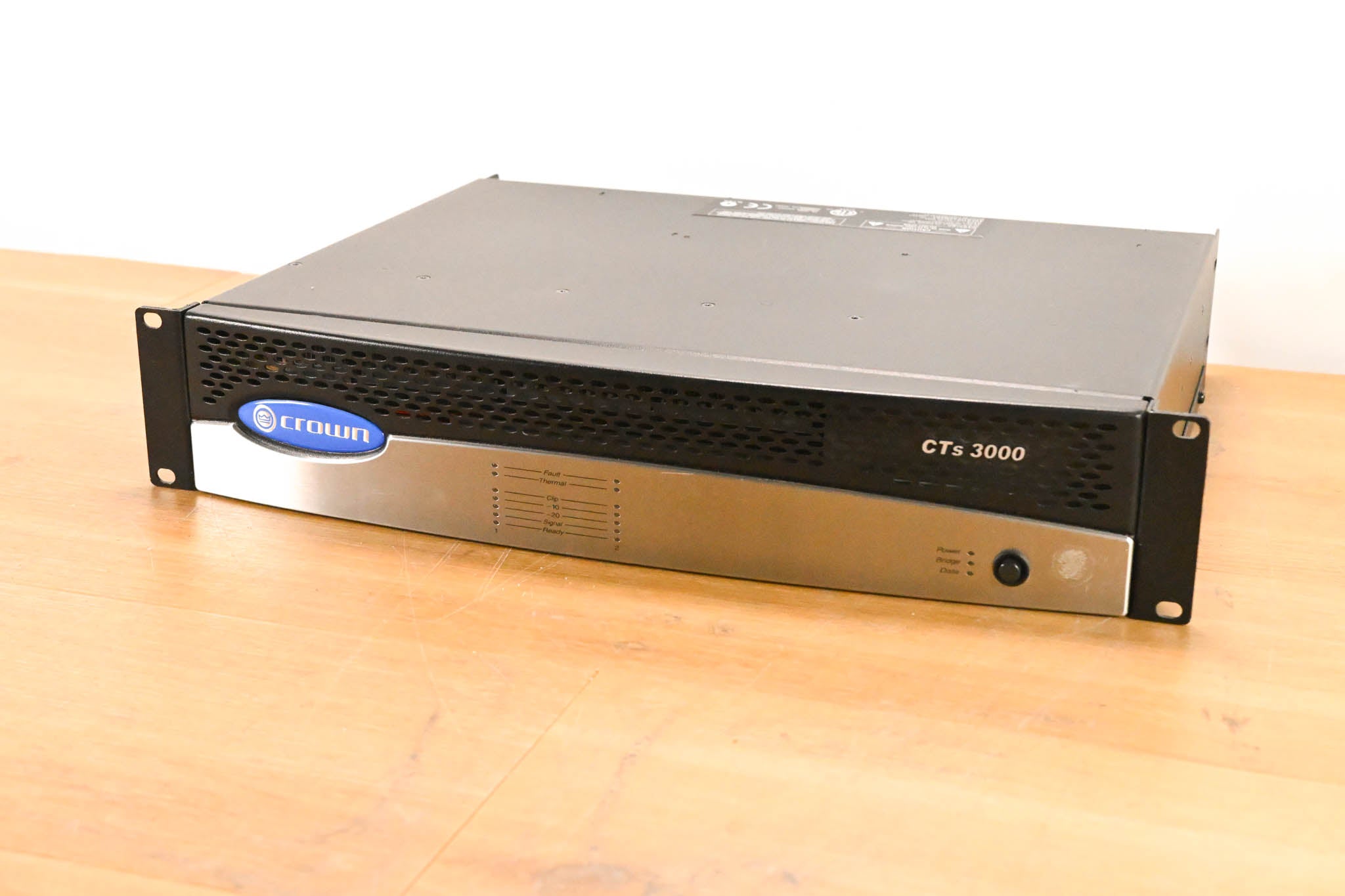 Crown CTs 3000 Two-Channel 1500W Power Amplifier