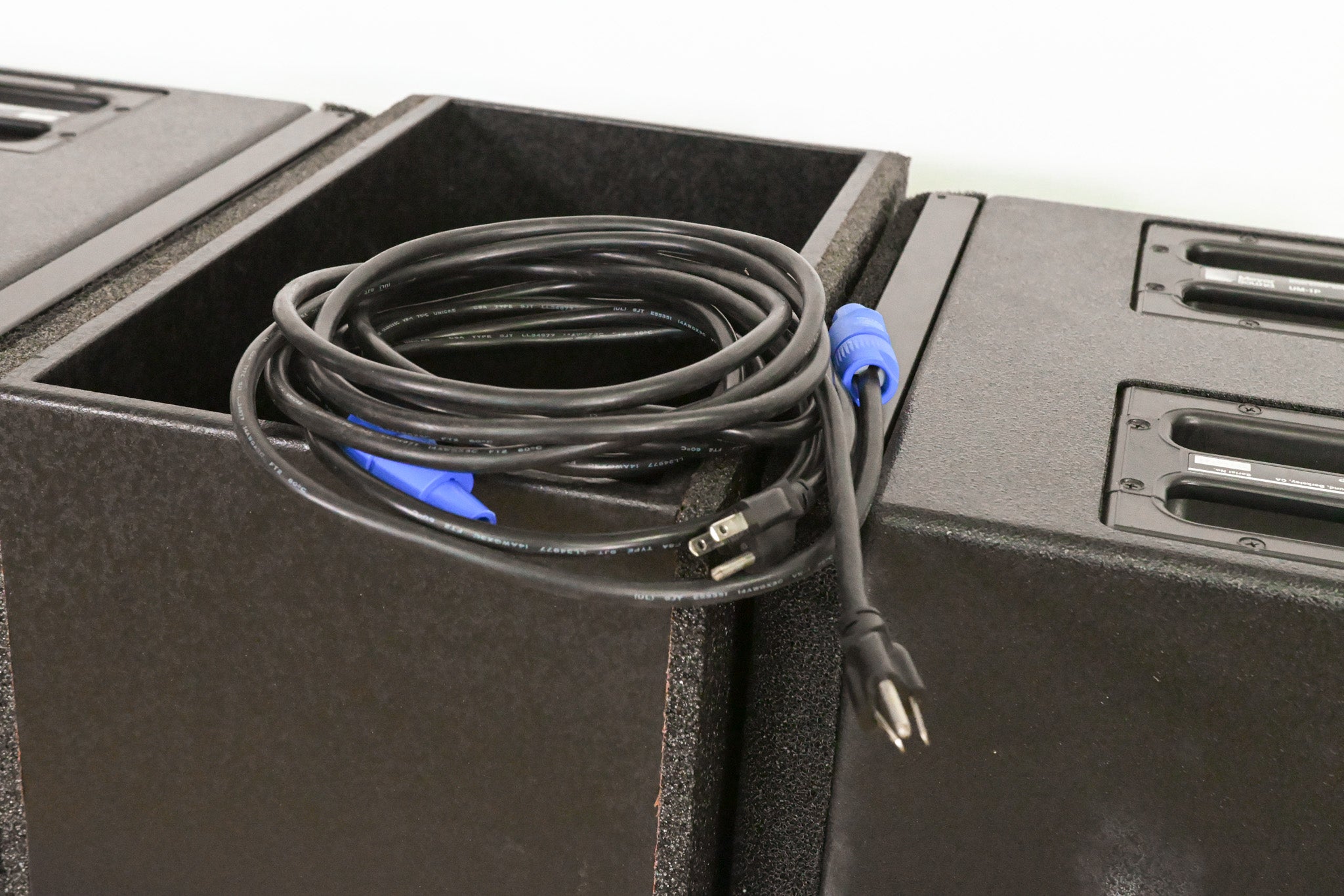 Meyer Sound UM-1P 12" Powered Stage Monitor Speaker (PAIR) w/ Road Case