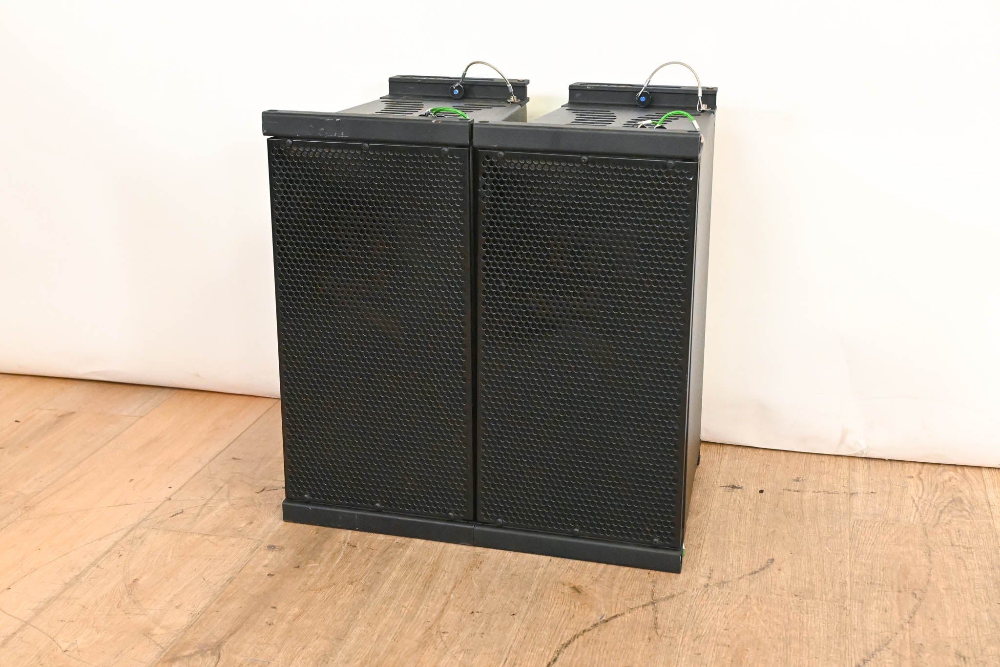 Electro-Voice (EV) XLE181 8" 2-Way Passive Line Array Speaker (PAIR)