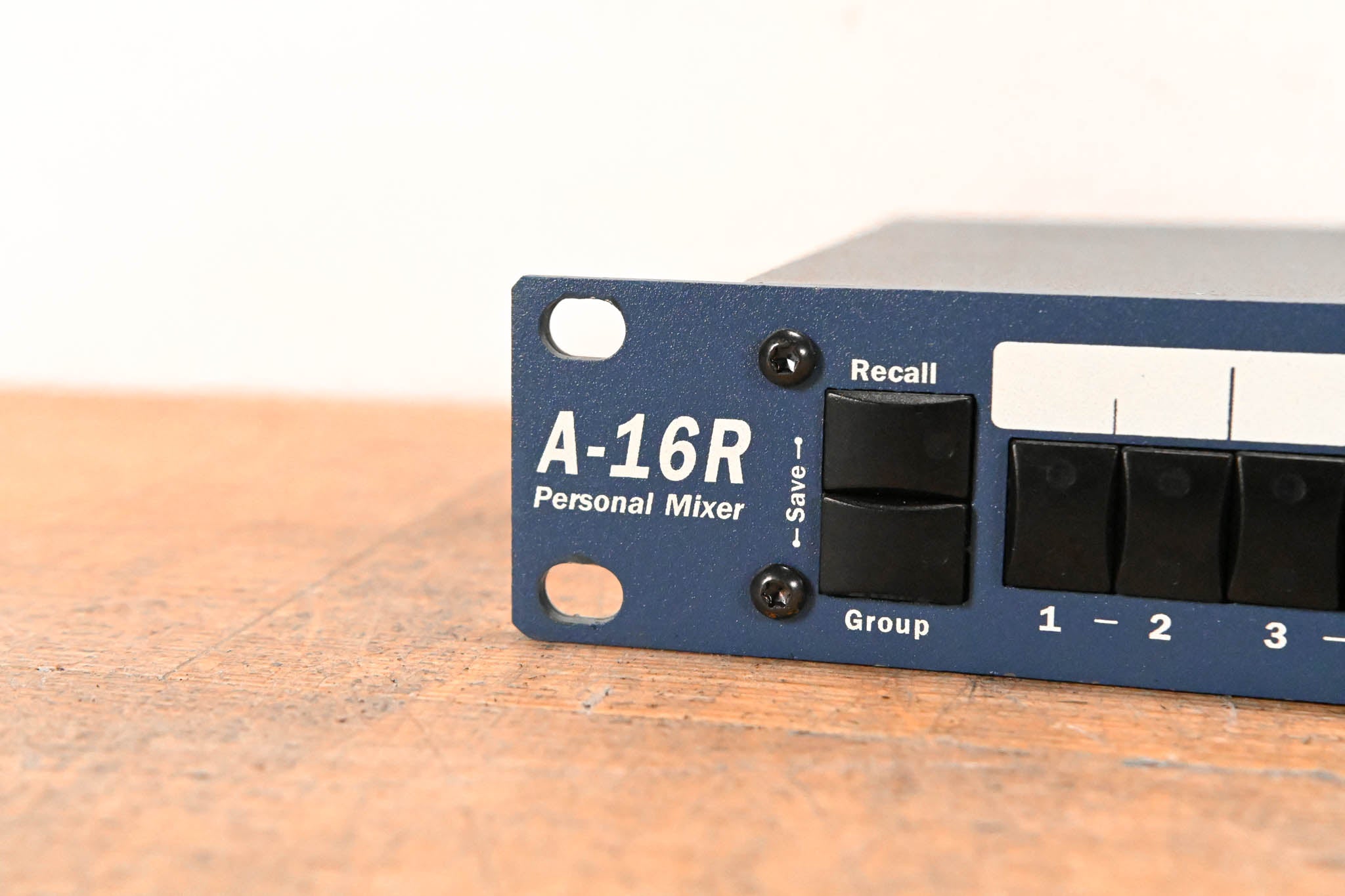 Aviom A-16R Rack-Mounted Personal Mixer