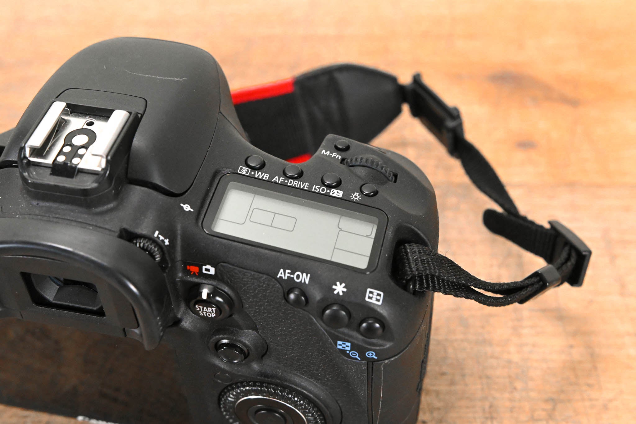 Canon EOS 7D DSLR Camera Body