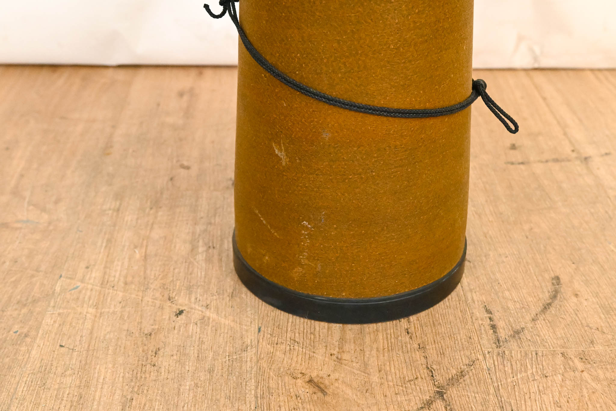 Remo Mondo Djembe - Earth, 16"