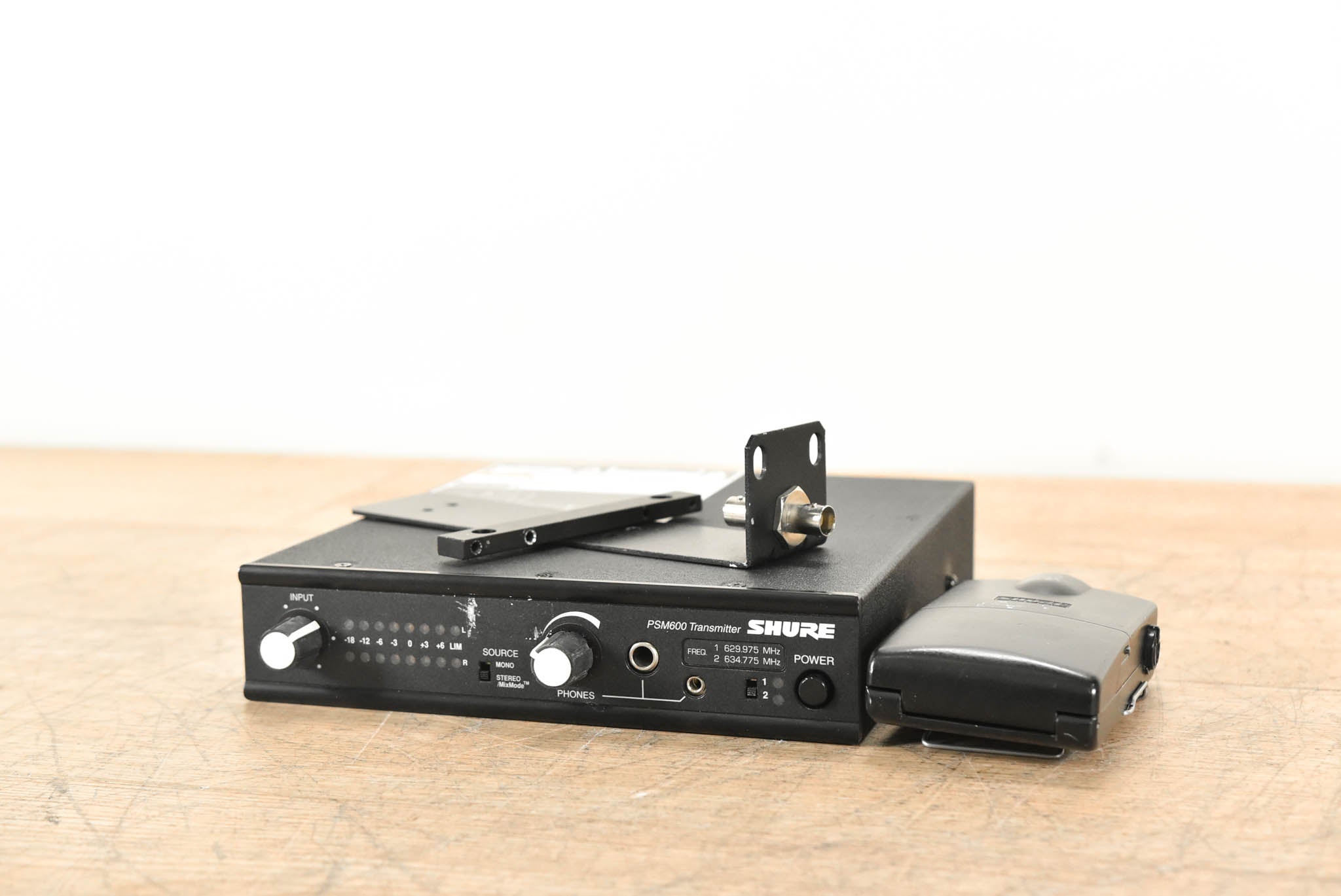 Shure PSM600 Wireless In-Ear Monitoring System - 629.975 and 634.775 MHz