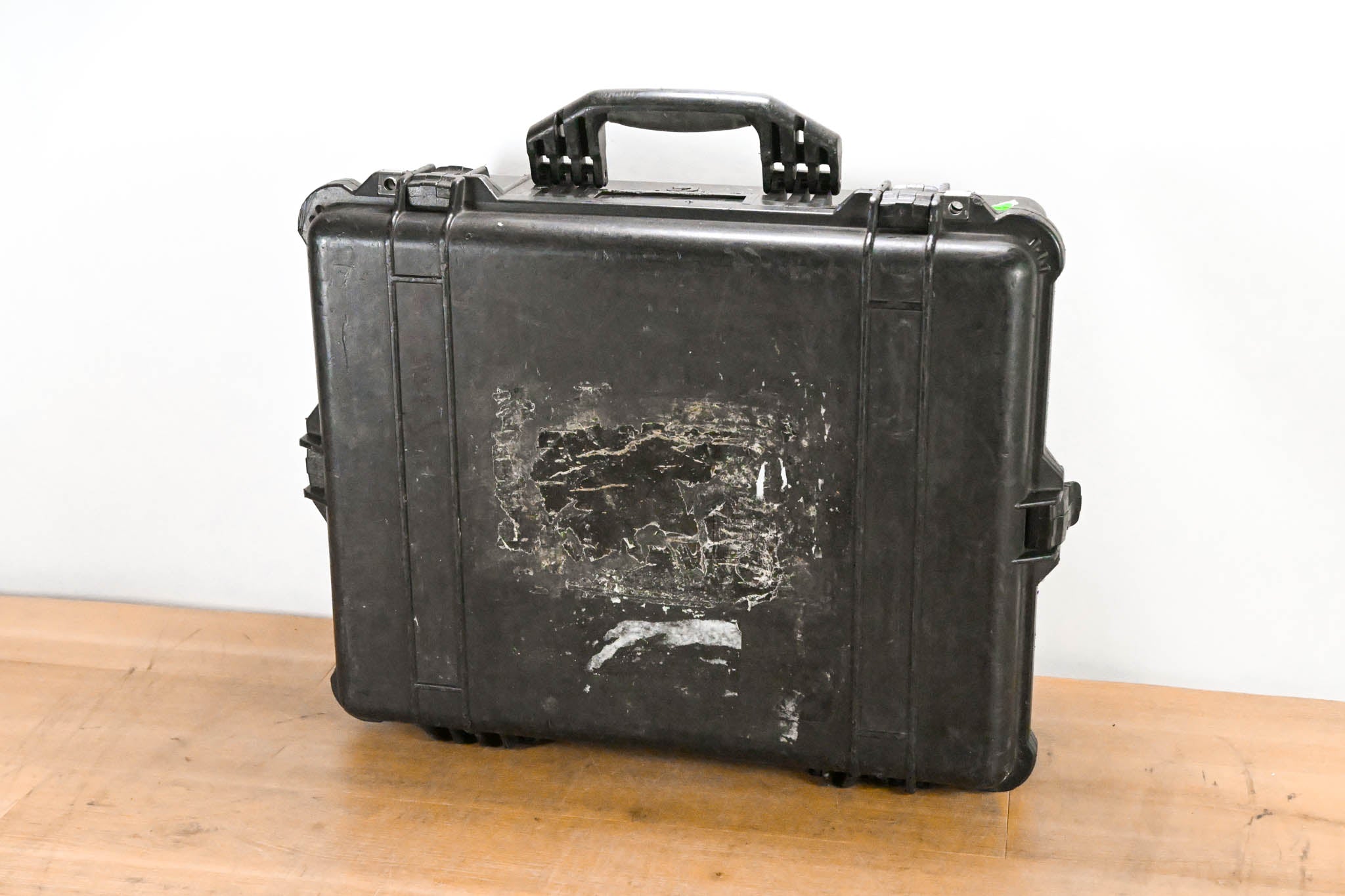 Pelican 1600 Protector Case
