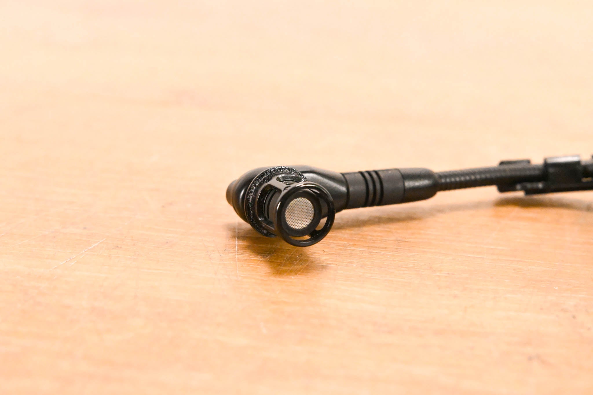 Shure Beta 98H/C Miniature Cardioid Condenser Instrument Microphone
