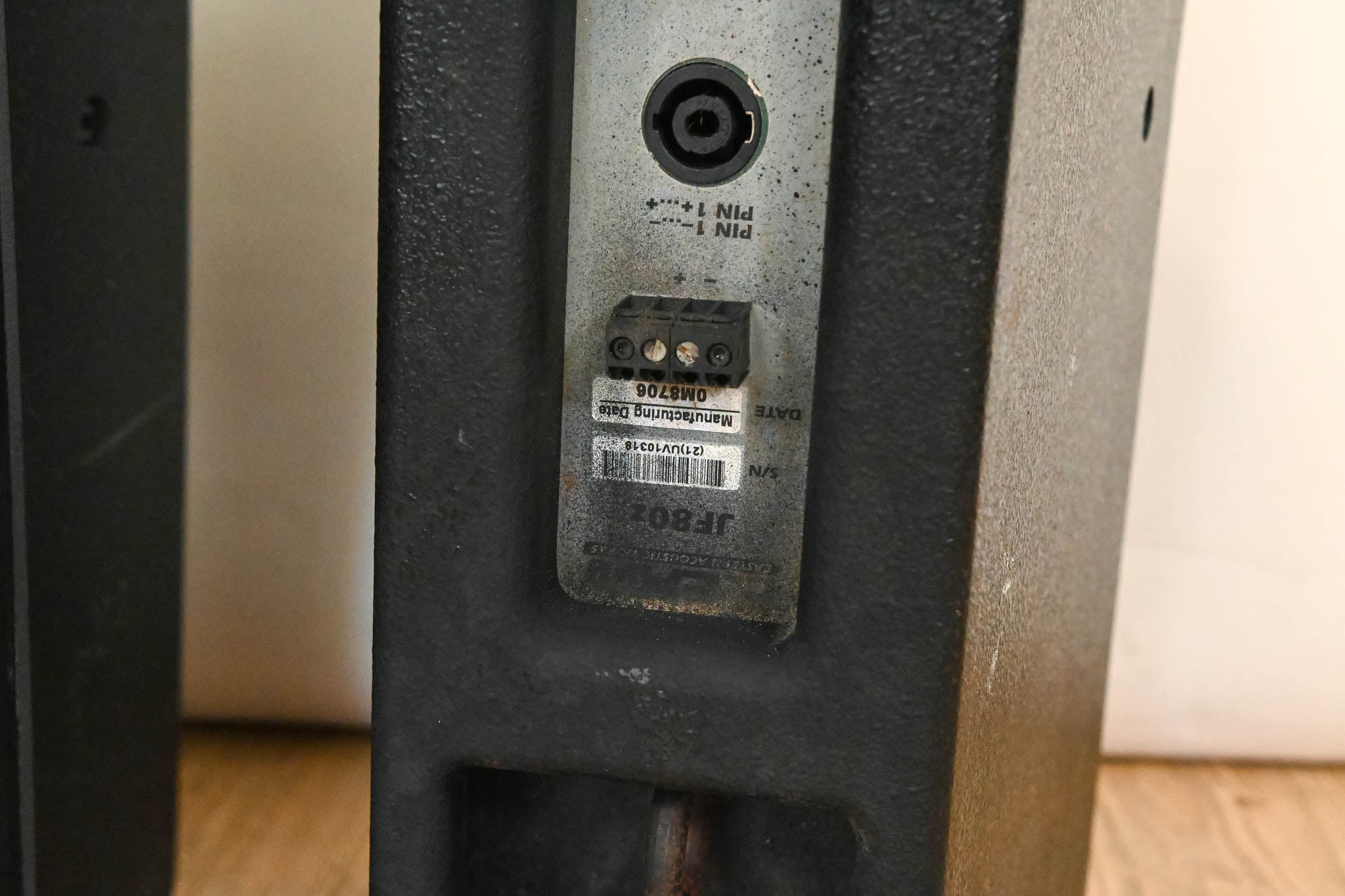 EAW JF80z Compact Two-Way Full Range Passive Loudspeaker (PAIR)