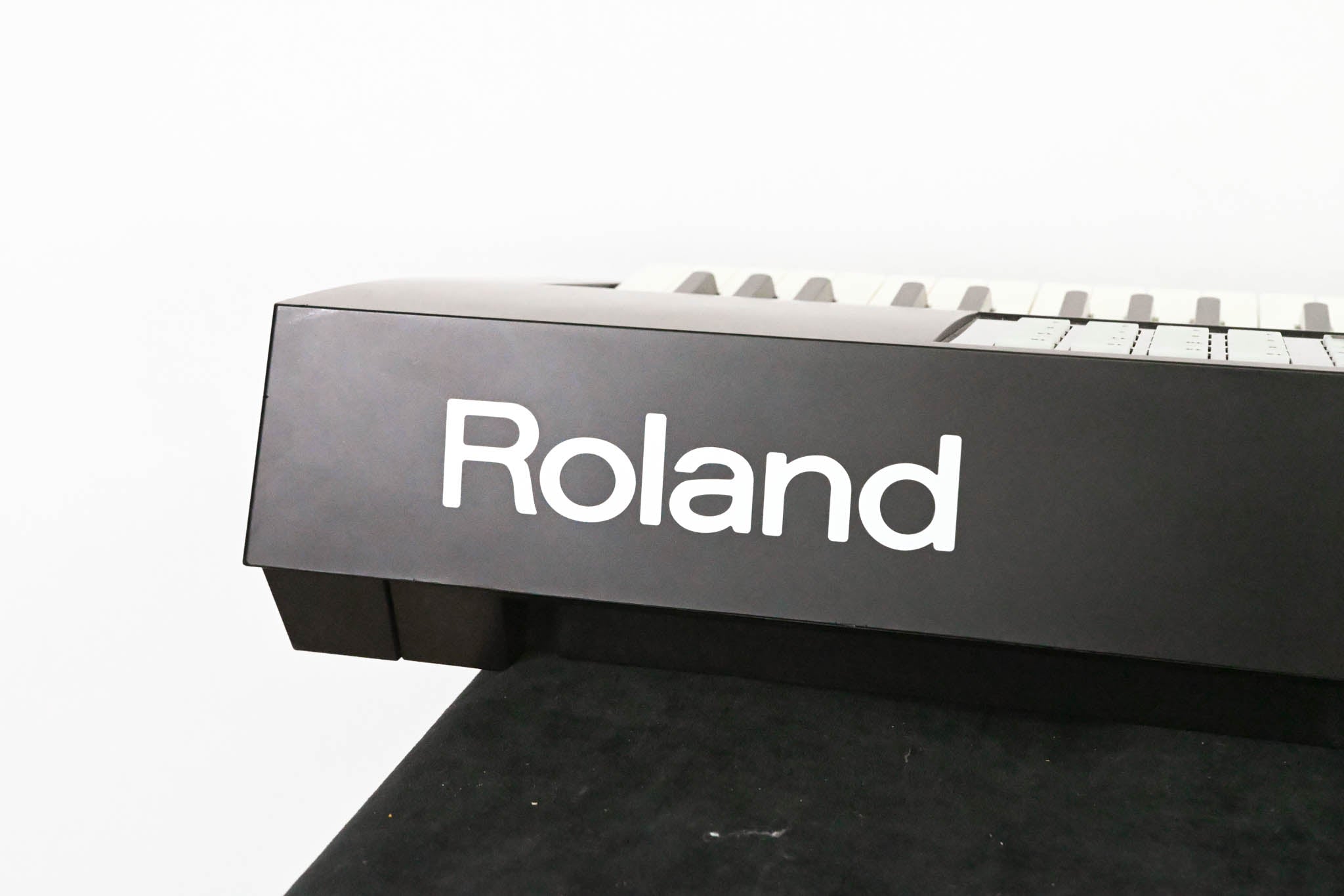 Roland FA-08 88-Key Music Workstation (NO POWER SUPPLY)