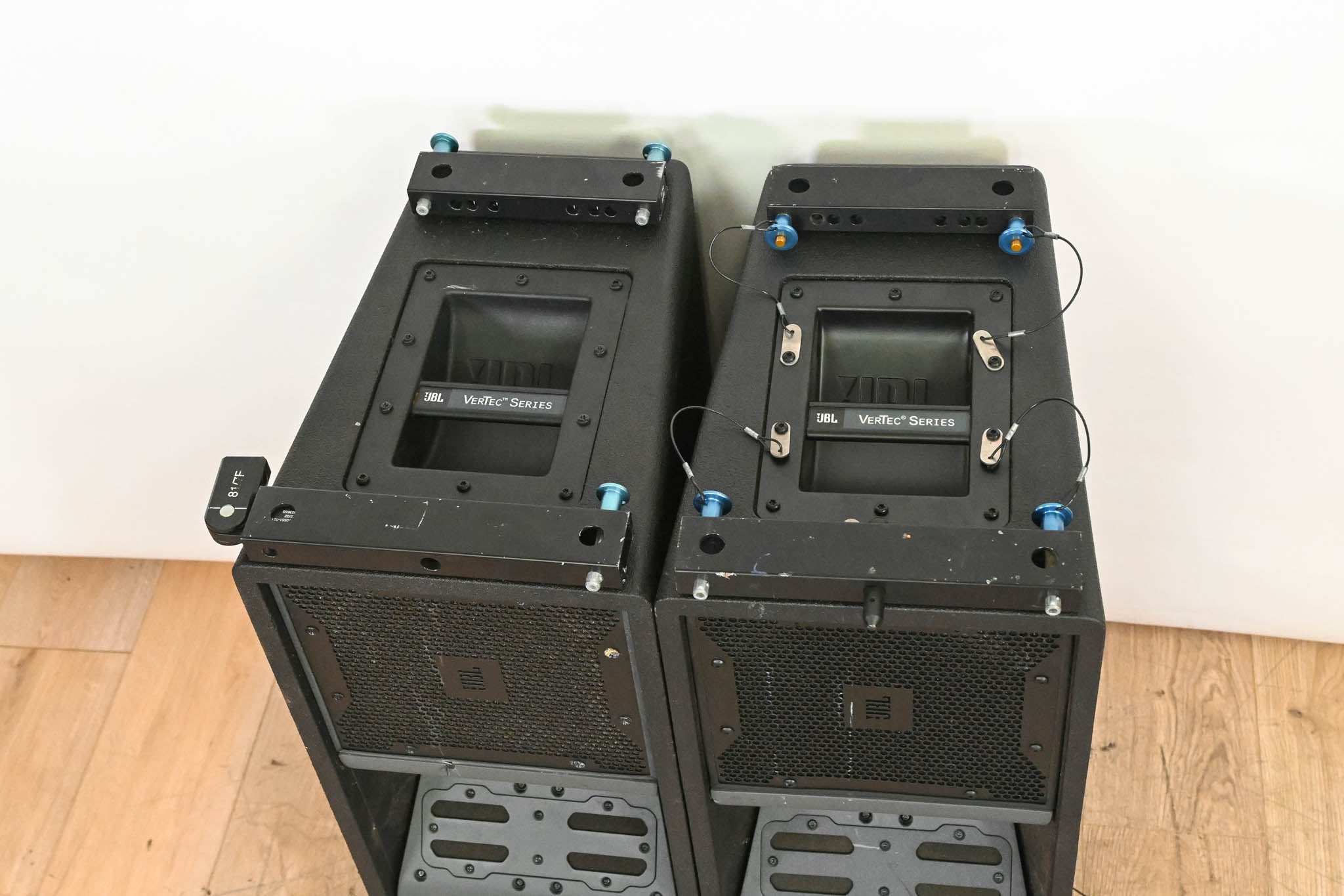 JBL VT4887 Compact Bi-Amplified 3-Way Line Array Element (PAIR)