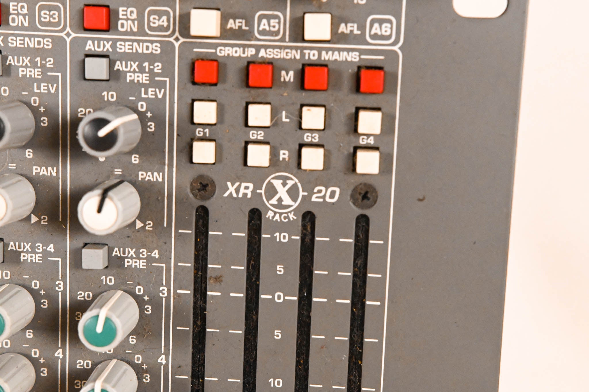 Crest Audio X20RM 12-Mix Monitor Console