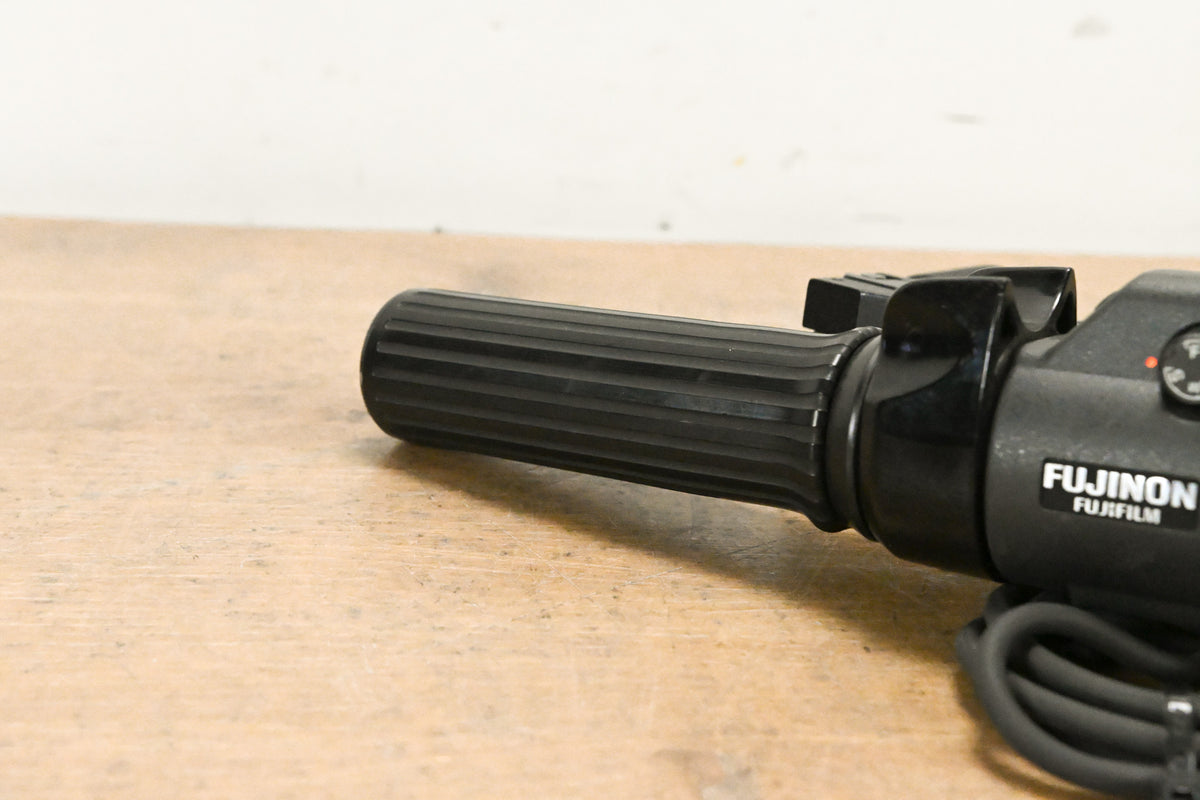 Fujinon ERD-20A-A02 Zoom Demand with MCA-7 Mounting Clamp