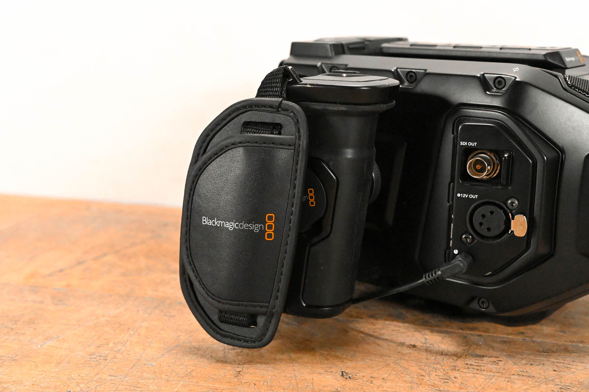 Blackmagic Design Ursa Mini 4K Digital Cinema Camera (PL Mount)