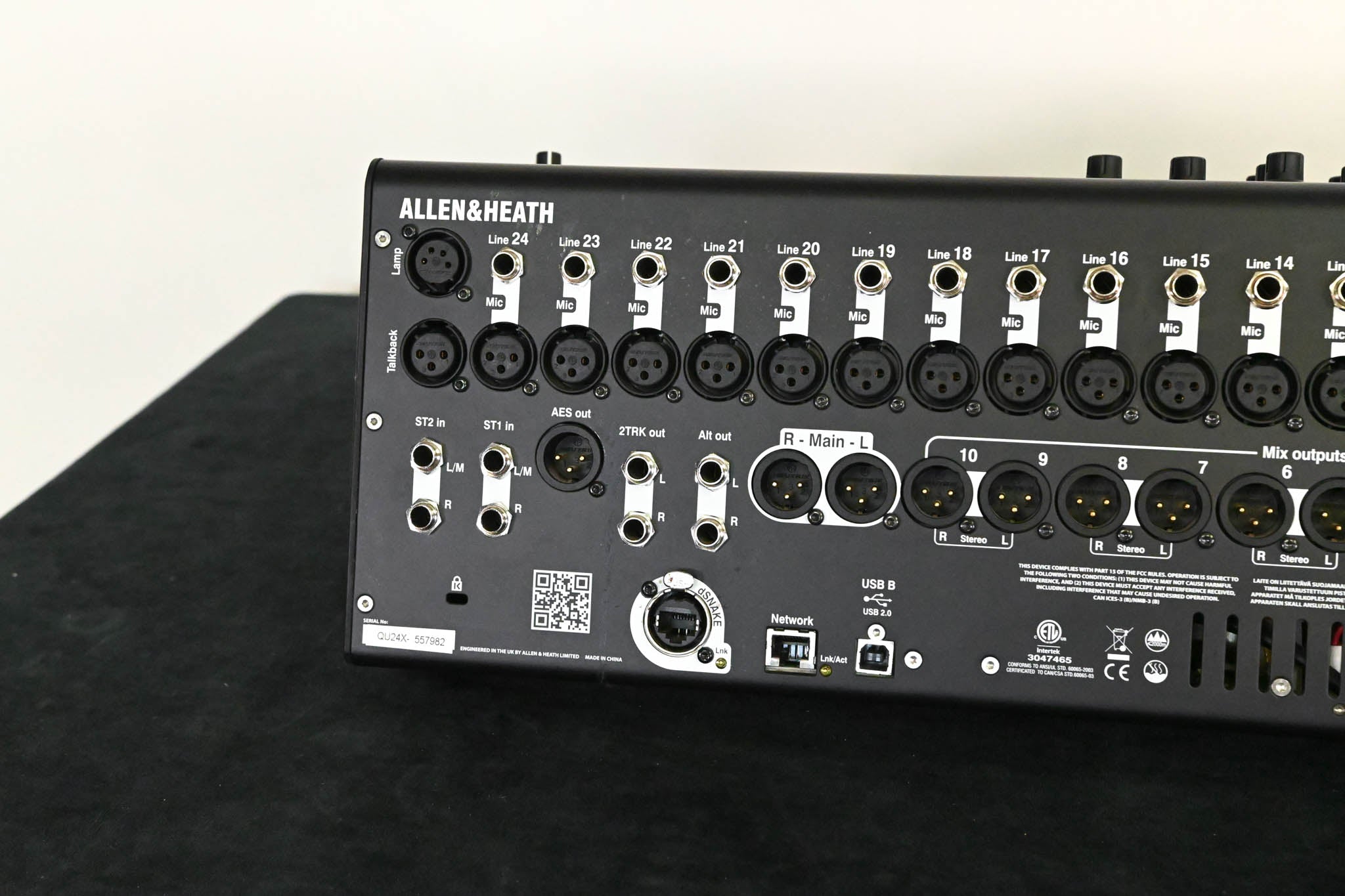 Allen & Heath Qu-24 24-Channel Digital Mixing Console