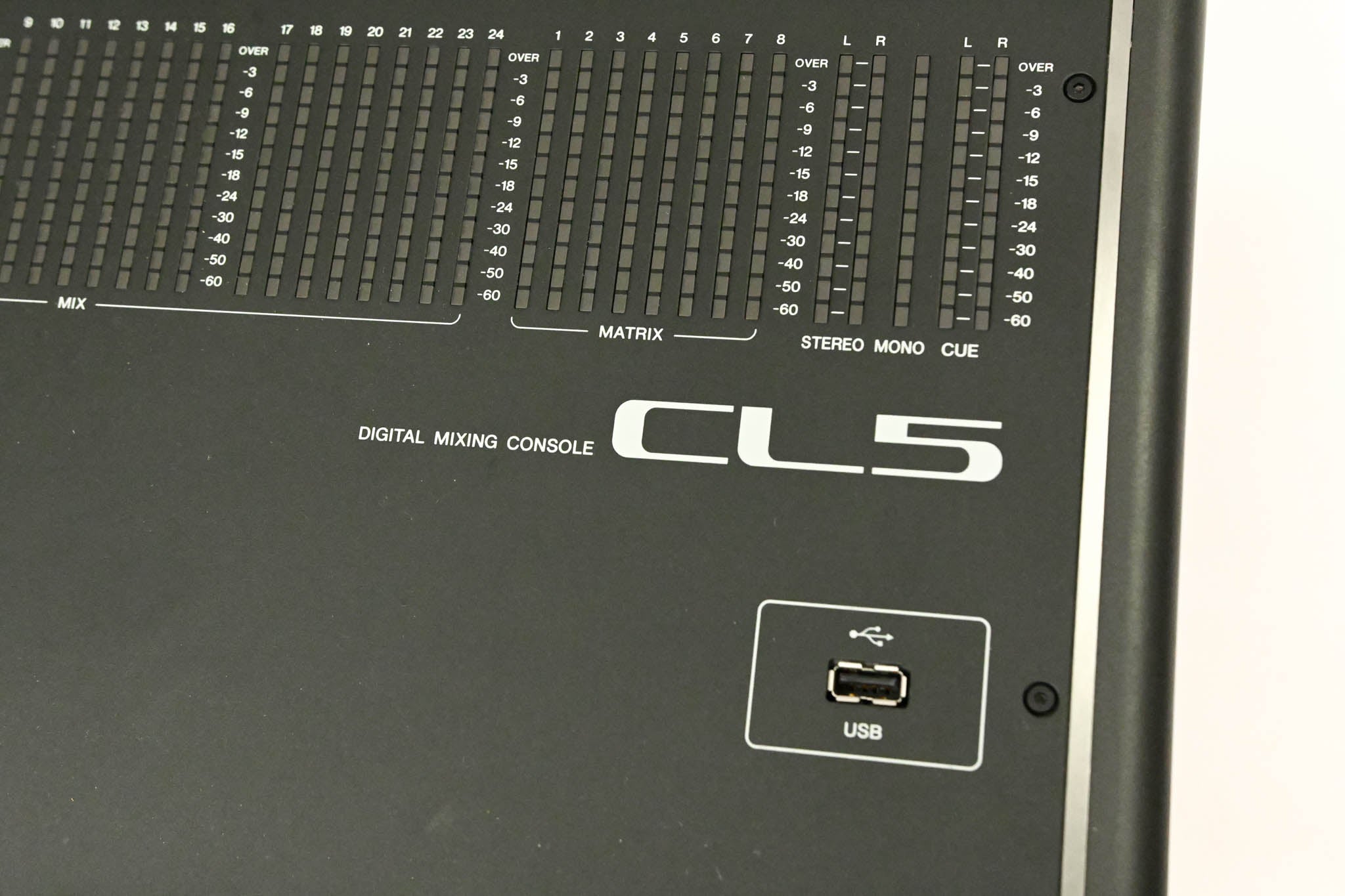 Yamaha CL5 72-Channel Digital Mixing Console