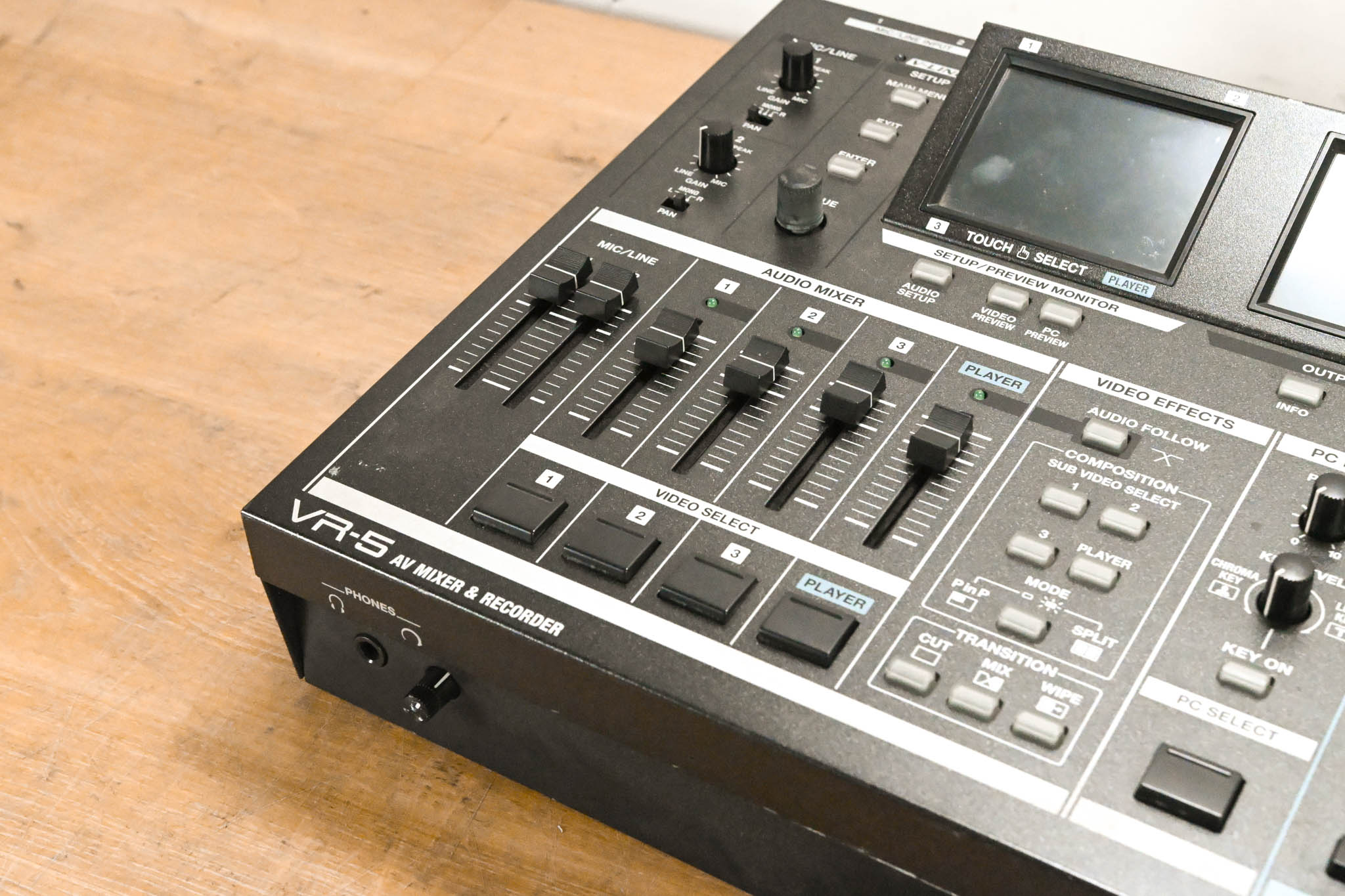 Roland VR-5 AV Mixer & Recorder (NO POWER SUPPLY)