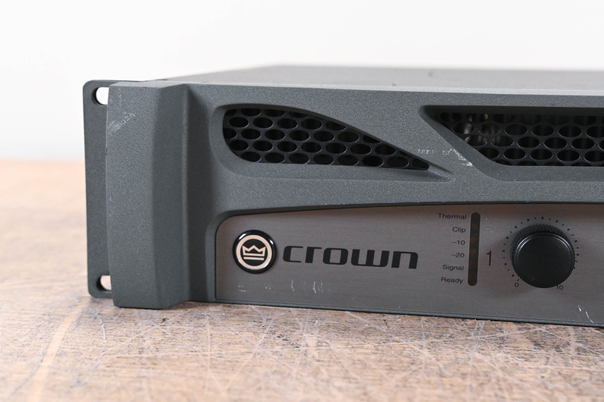 Crown XTi 2002 2-Channel Power Amplifier