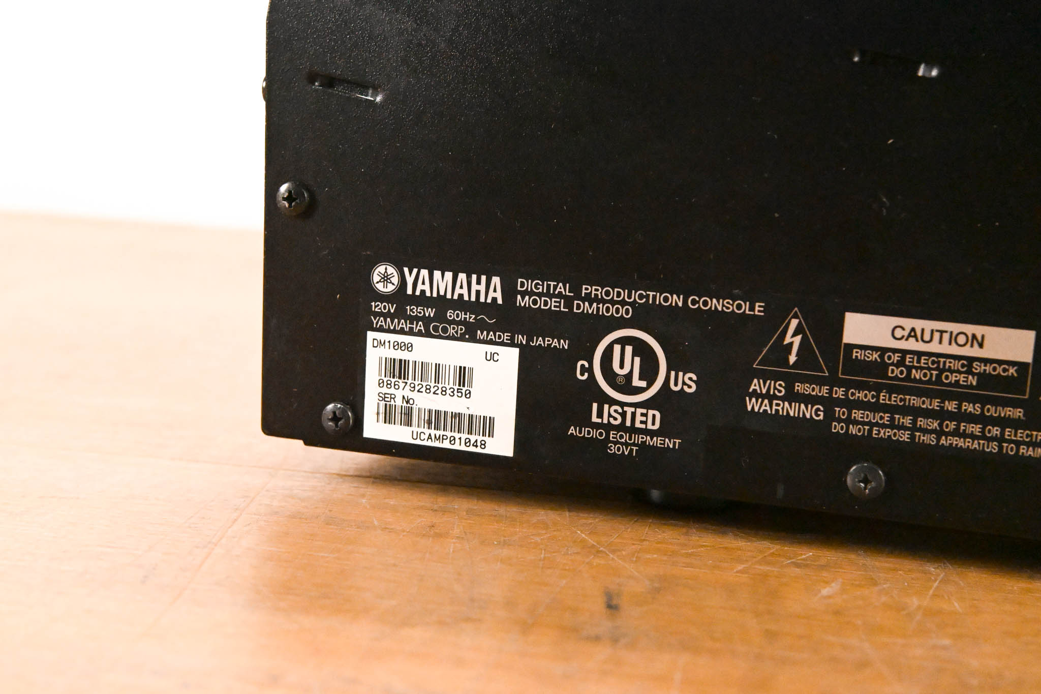 Yamaha DM1000 48-Channel Digital Audio Mixing Console