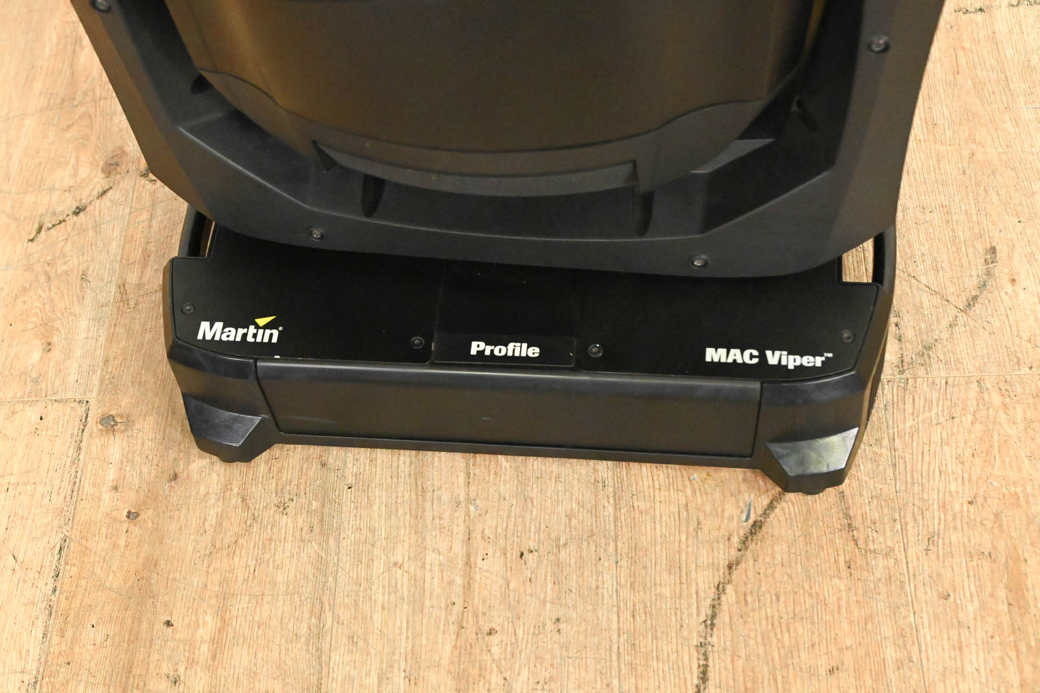 Martin MAC Viper Profile High Output Discharge-Based Moving Light