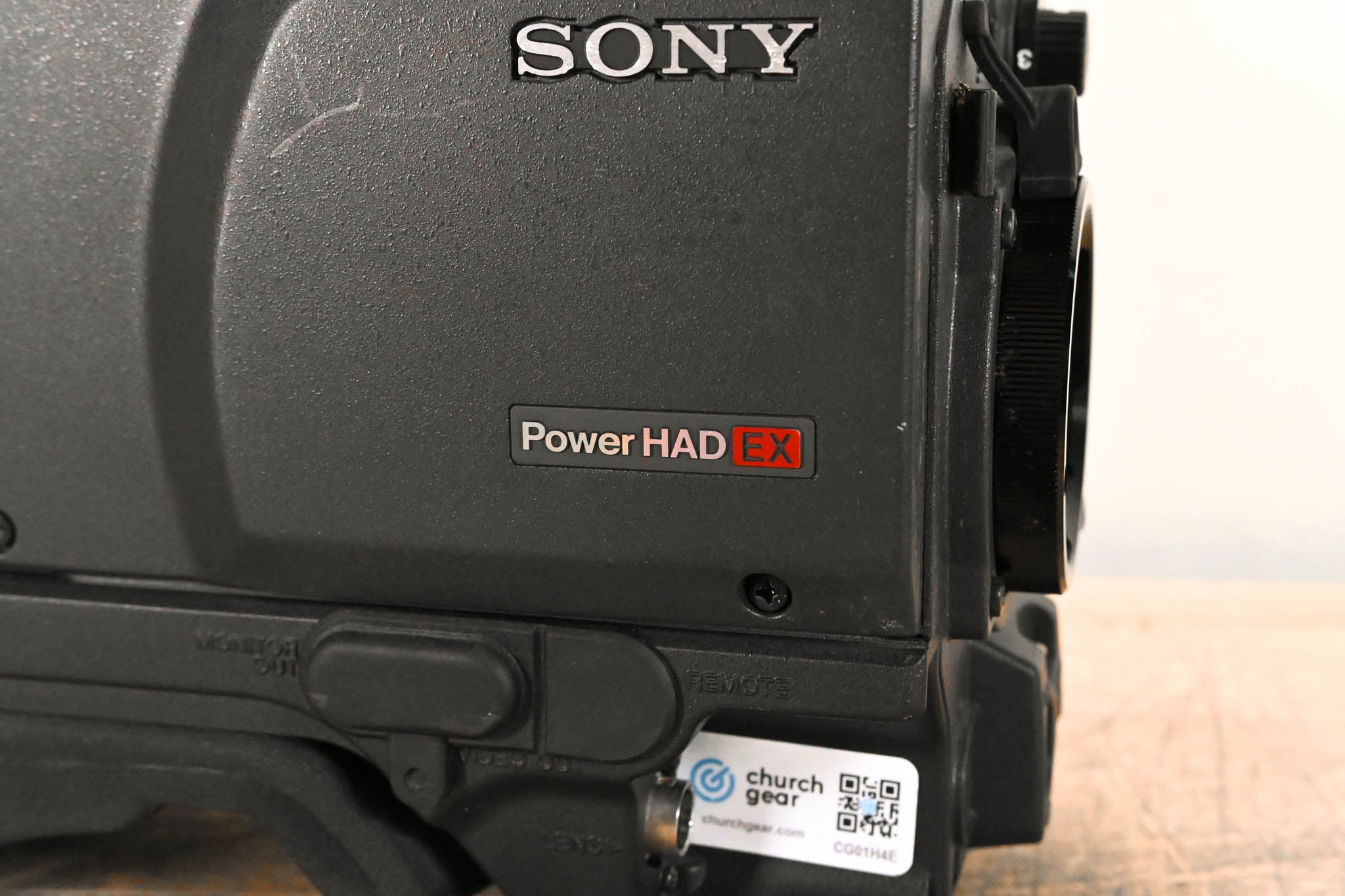 Sony DXC-D55WS Camera Body with CA-TX50 Camera Adapter