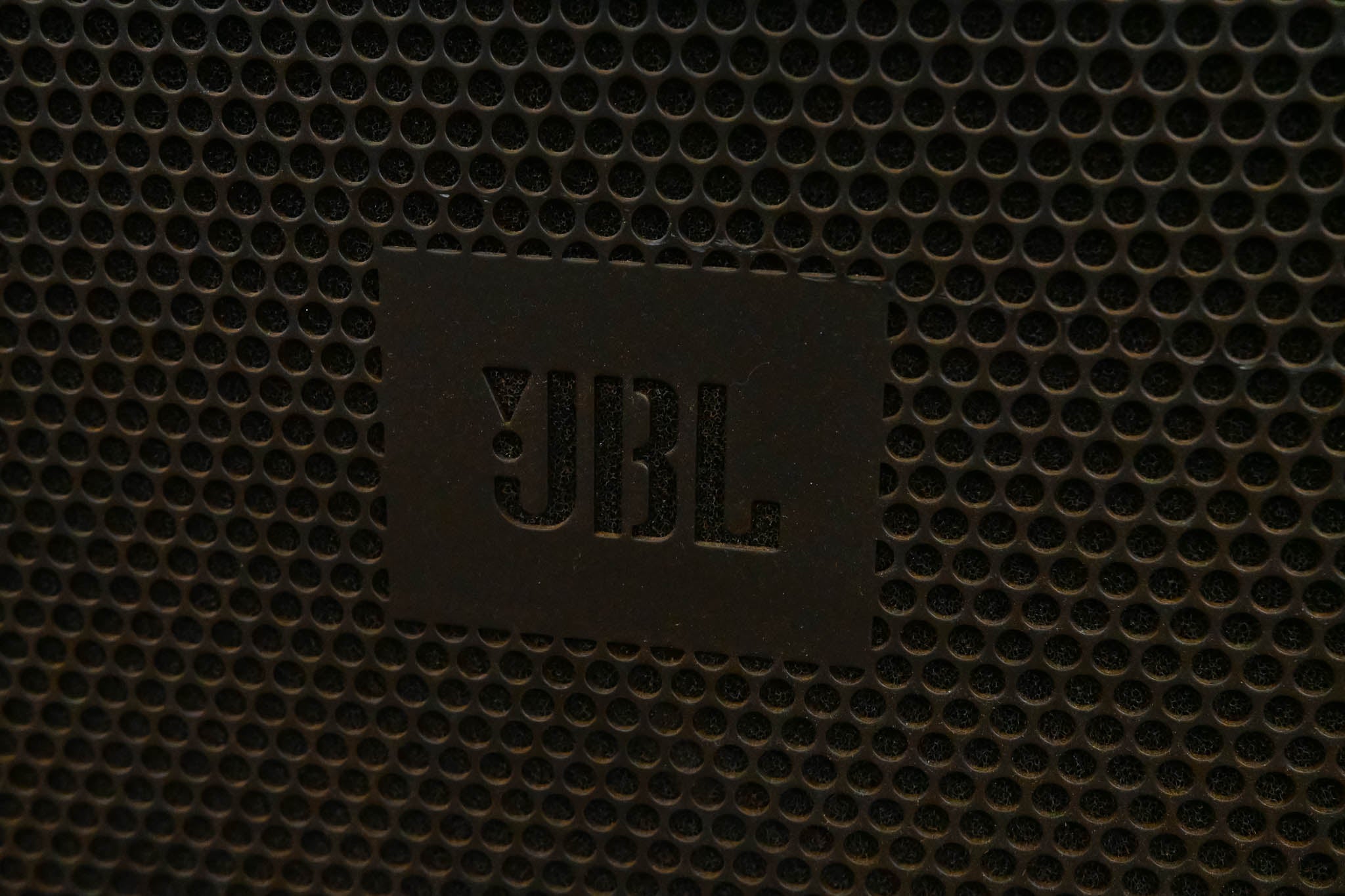 JBL VT4883 Subcompact Dual 12" Cardioid-Arrayable Subwoofer
