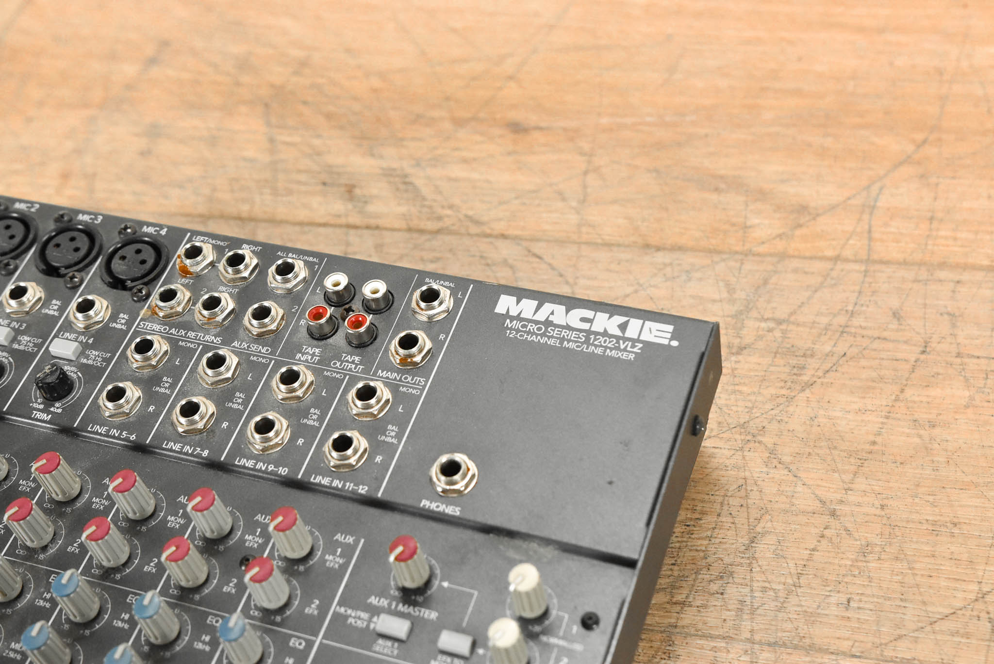 Mackie 1202-VLZ 12-Channel Compact Analog Audio Mixer