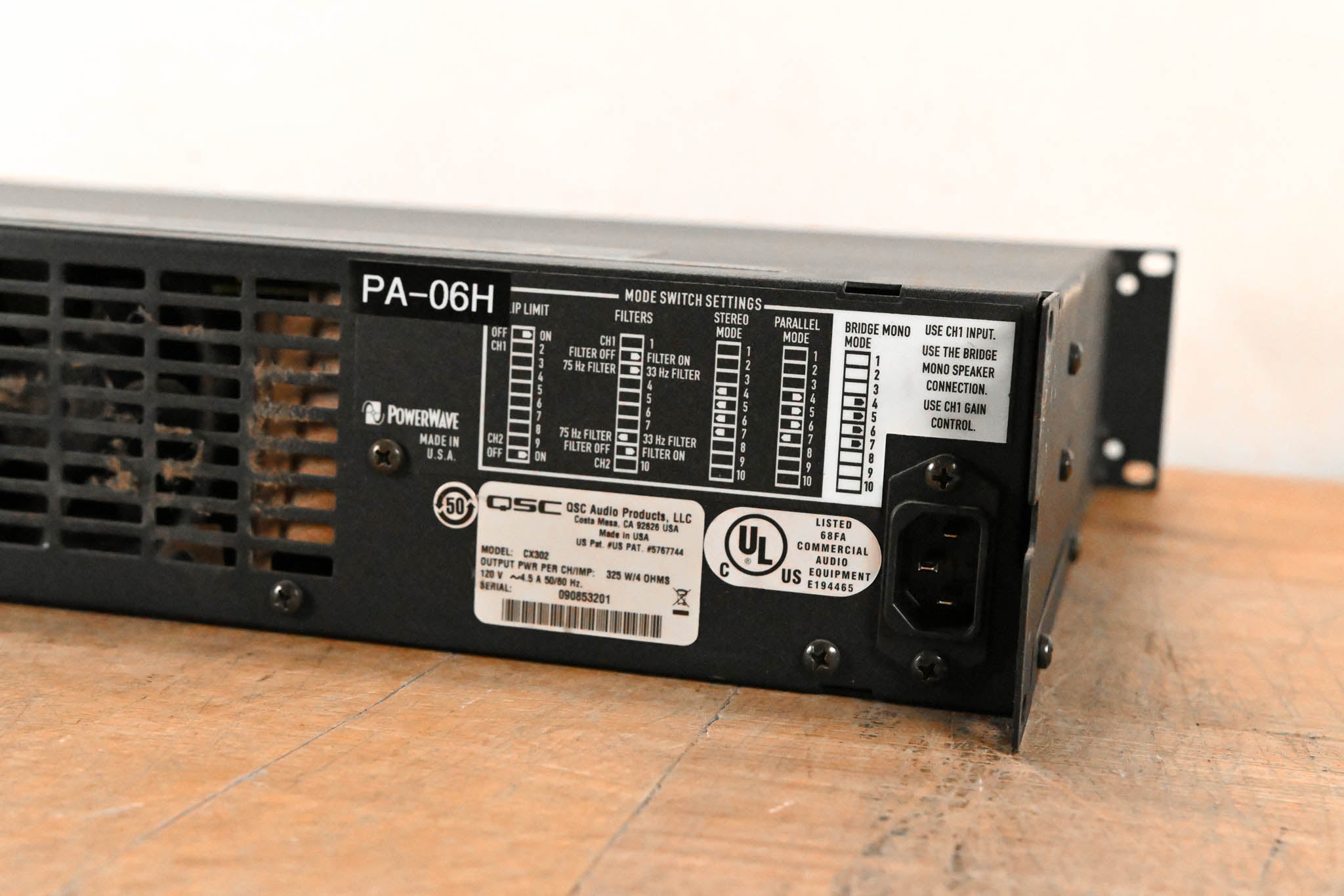 QSC CX302 2-Channel Power Amplifier