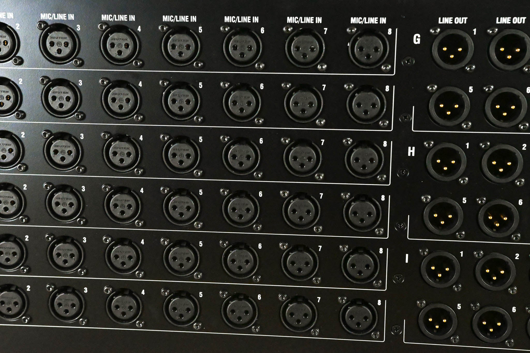 Allen & Heath iDR-48 48-In, 24-Out Audio Stage Box