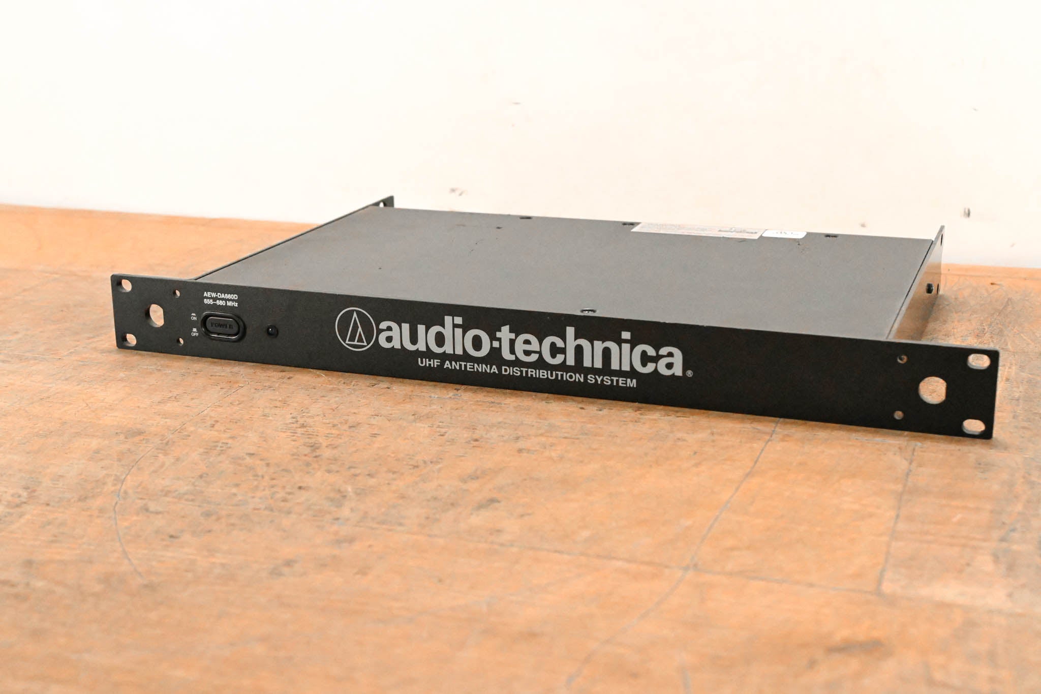 Audio-Technica AEW-DA660D UHF Antenna Distribution System