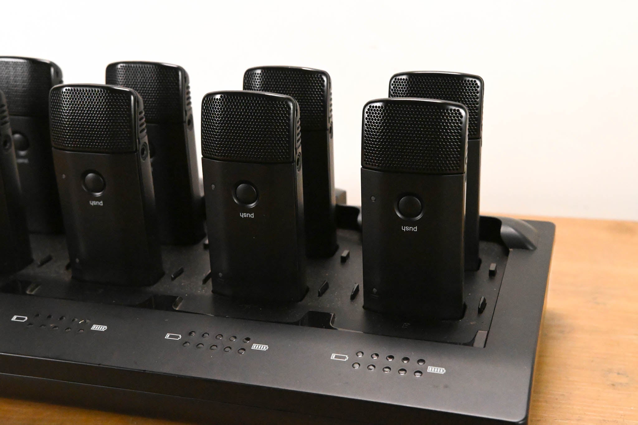 Shure MXWNCS8 Charging Station w/ MXW6 Boundary Mics (NO POWER SUPPLY)