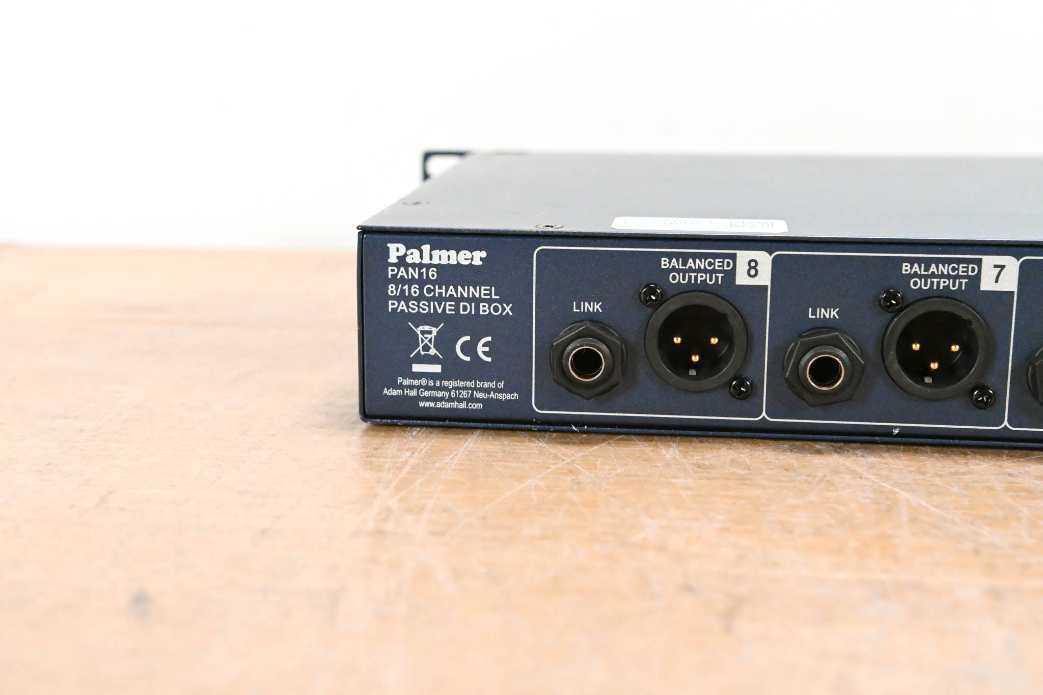 Palmer Pan 16 8/16 Channel Passive DI Box