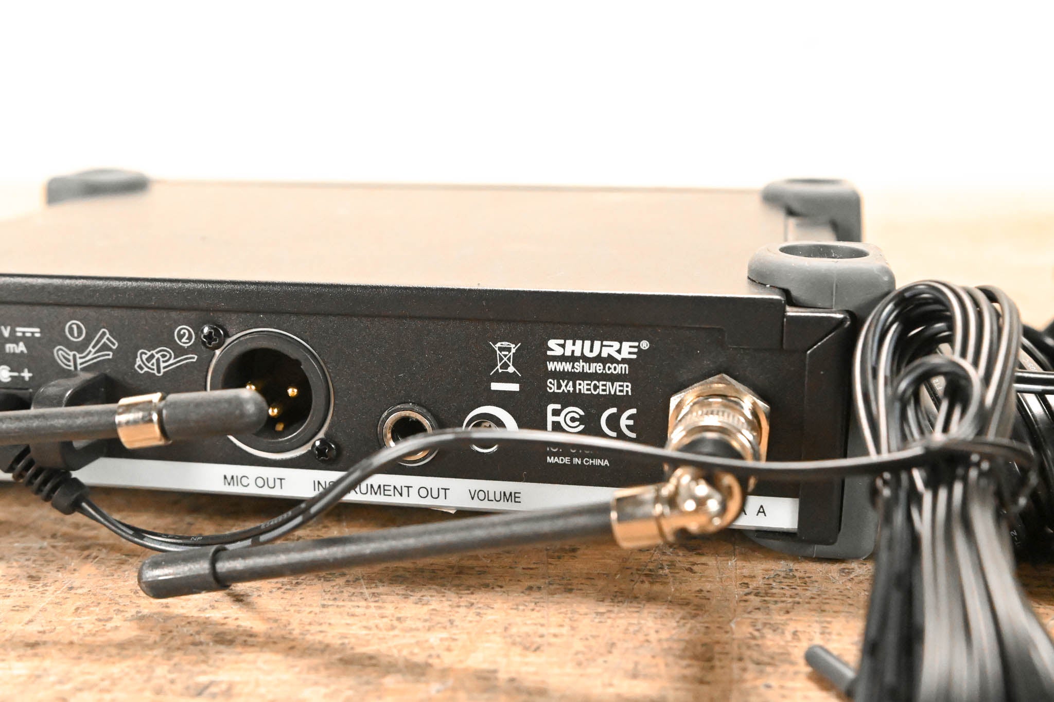 Shure SLX14 Bodypack Wireless System - G5 Band: 494-518 MHz