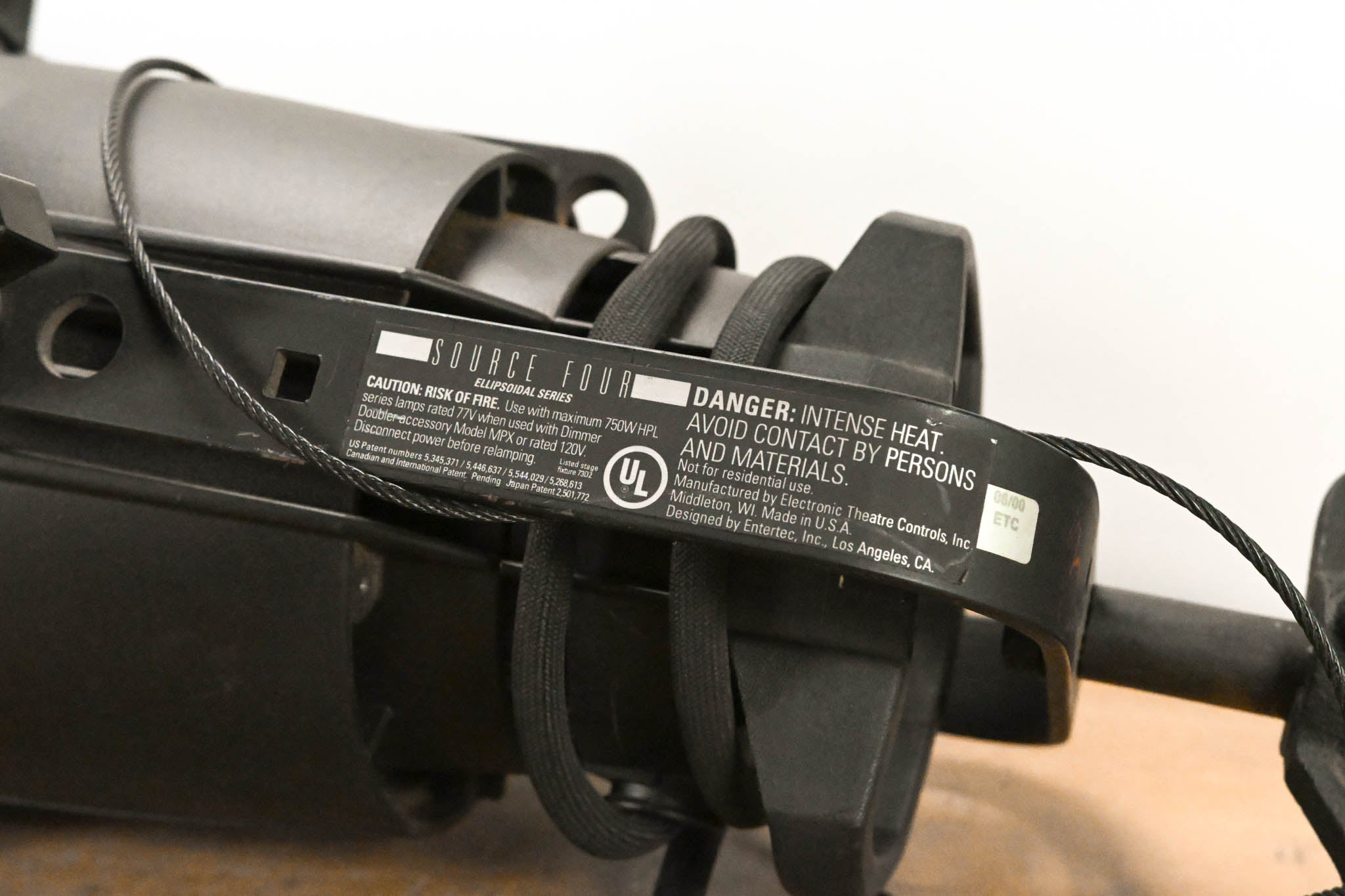 ETC Source Four Zoom 15-30 Degree 750 Ellipsoidal Light
