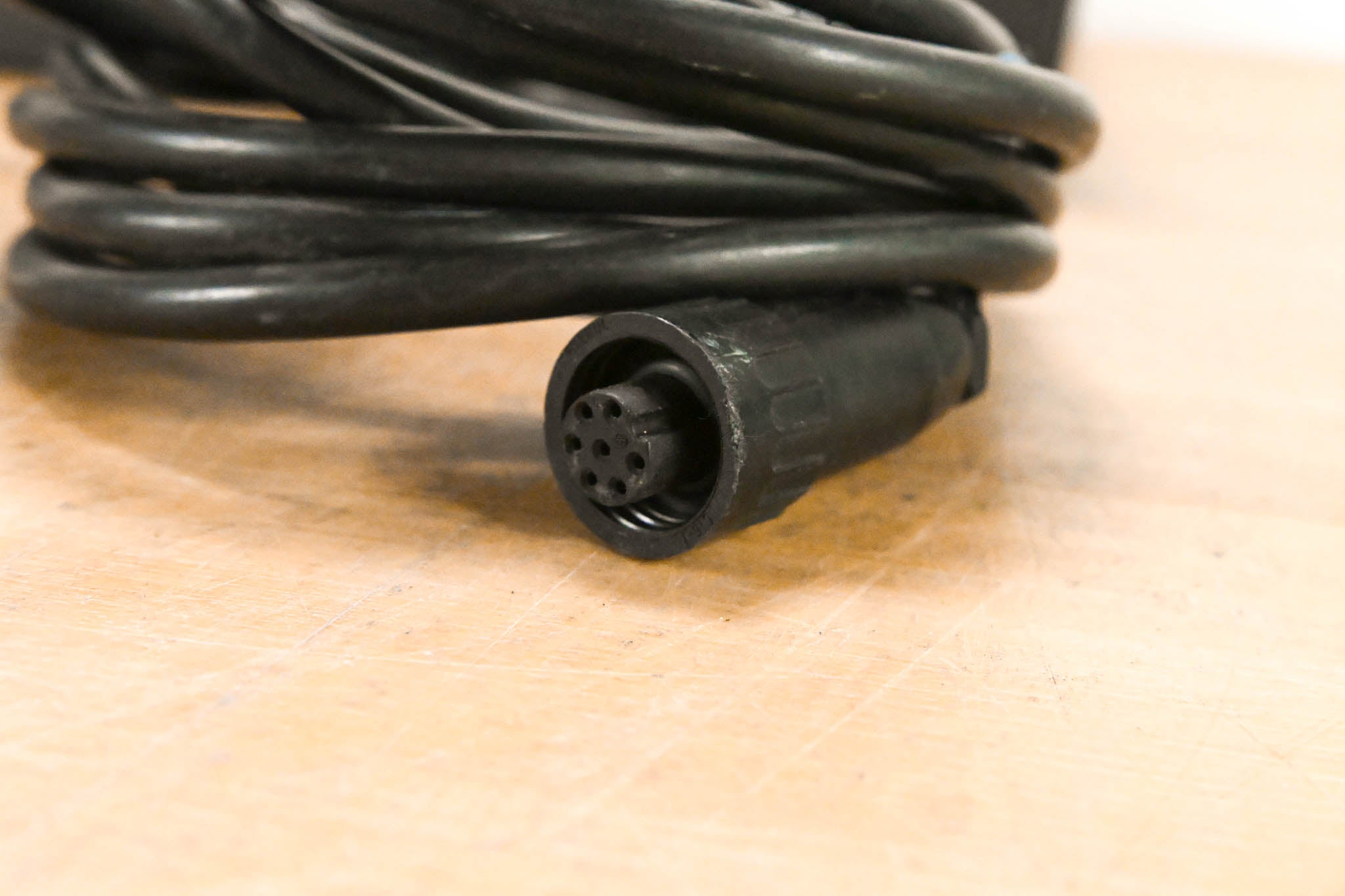 Mackie 220-Watt Power Supply For 8-Bus Mixers