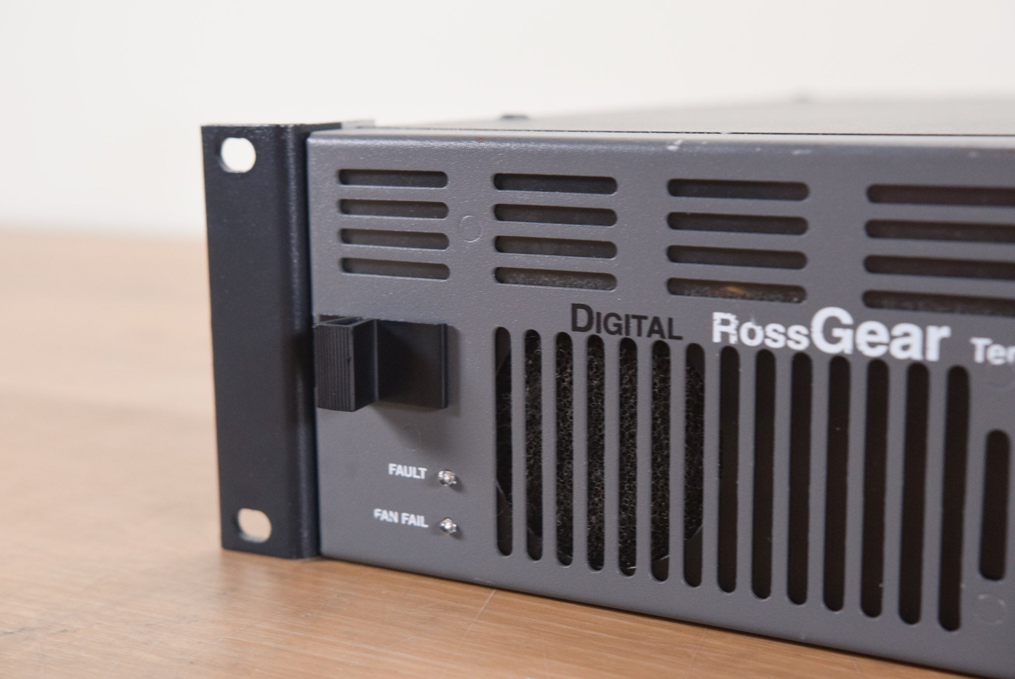 Ross DFR-8110A Digital RossGEAR Terminal