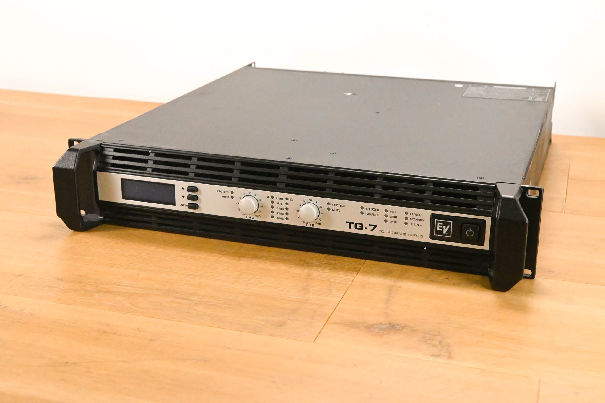 Electro-Voice (EV) TG-7 Tour-Grade Stereo Power Amplifier