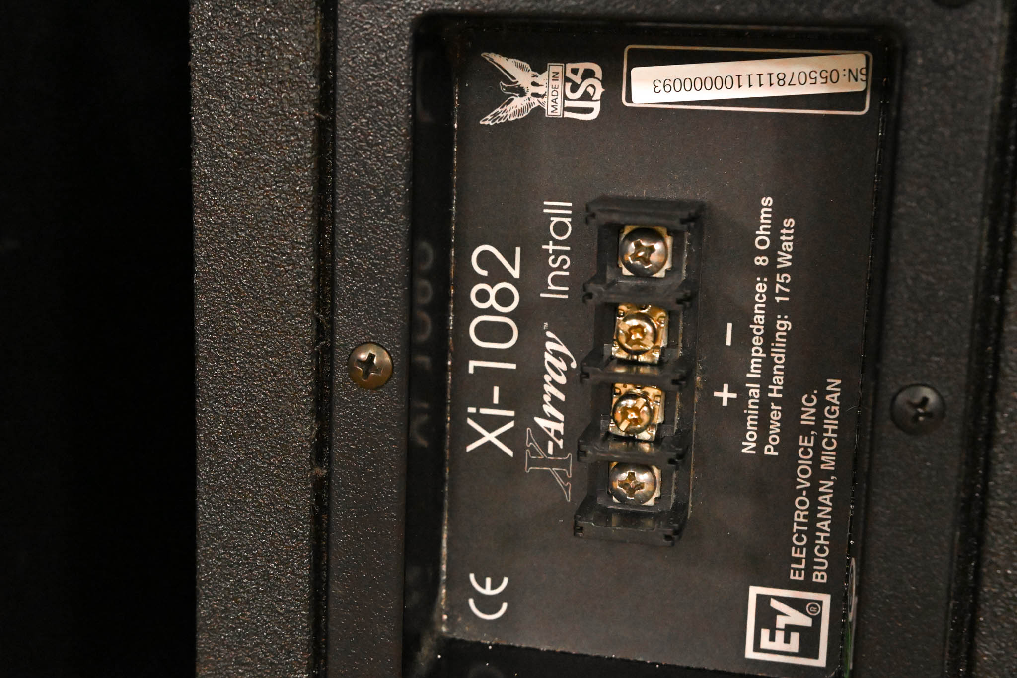 Electro-Voice (EV) Xi-1082 X-Array Install 8" 2-Way Loudspeaker (PAIR)