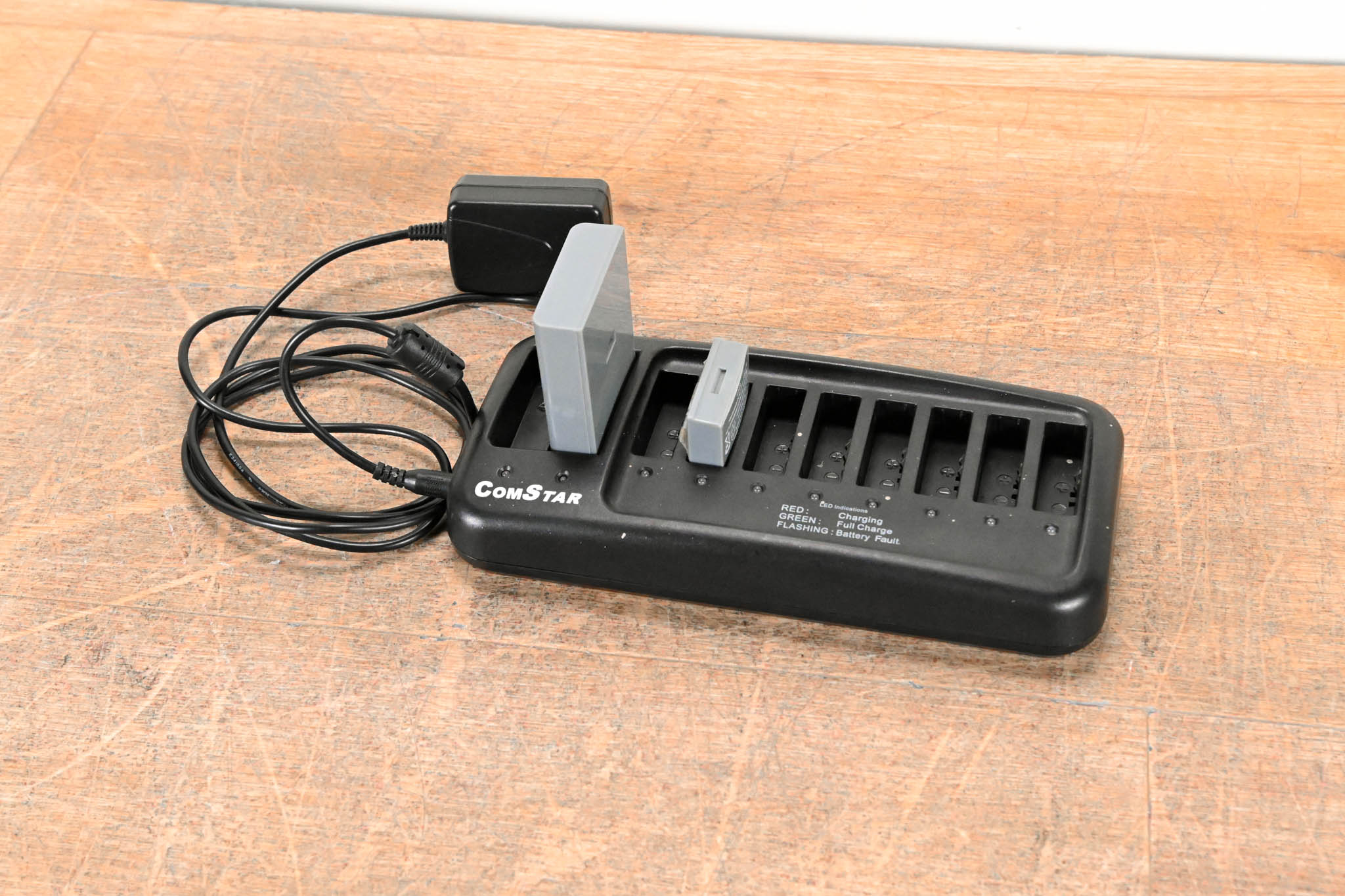 Eartec CH-CS28P COMSTAR Multi-Port Desktop Charger