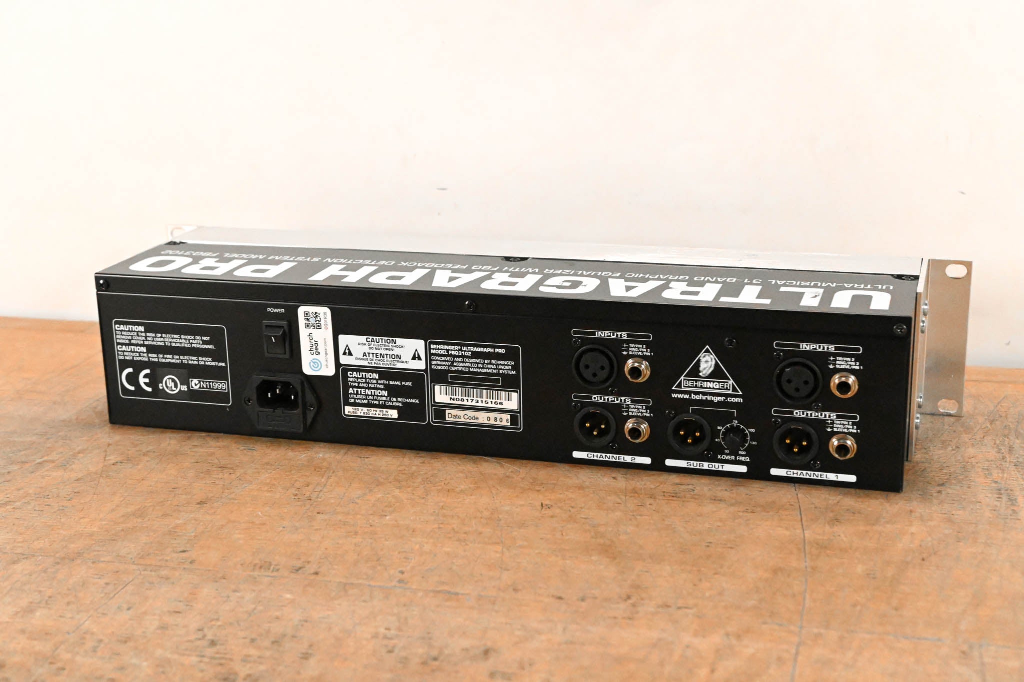 Behringer ULTRAGRAPH PRO FBQ3102 Dual 31-Band Graphic Equalizer