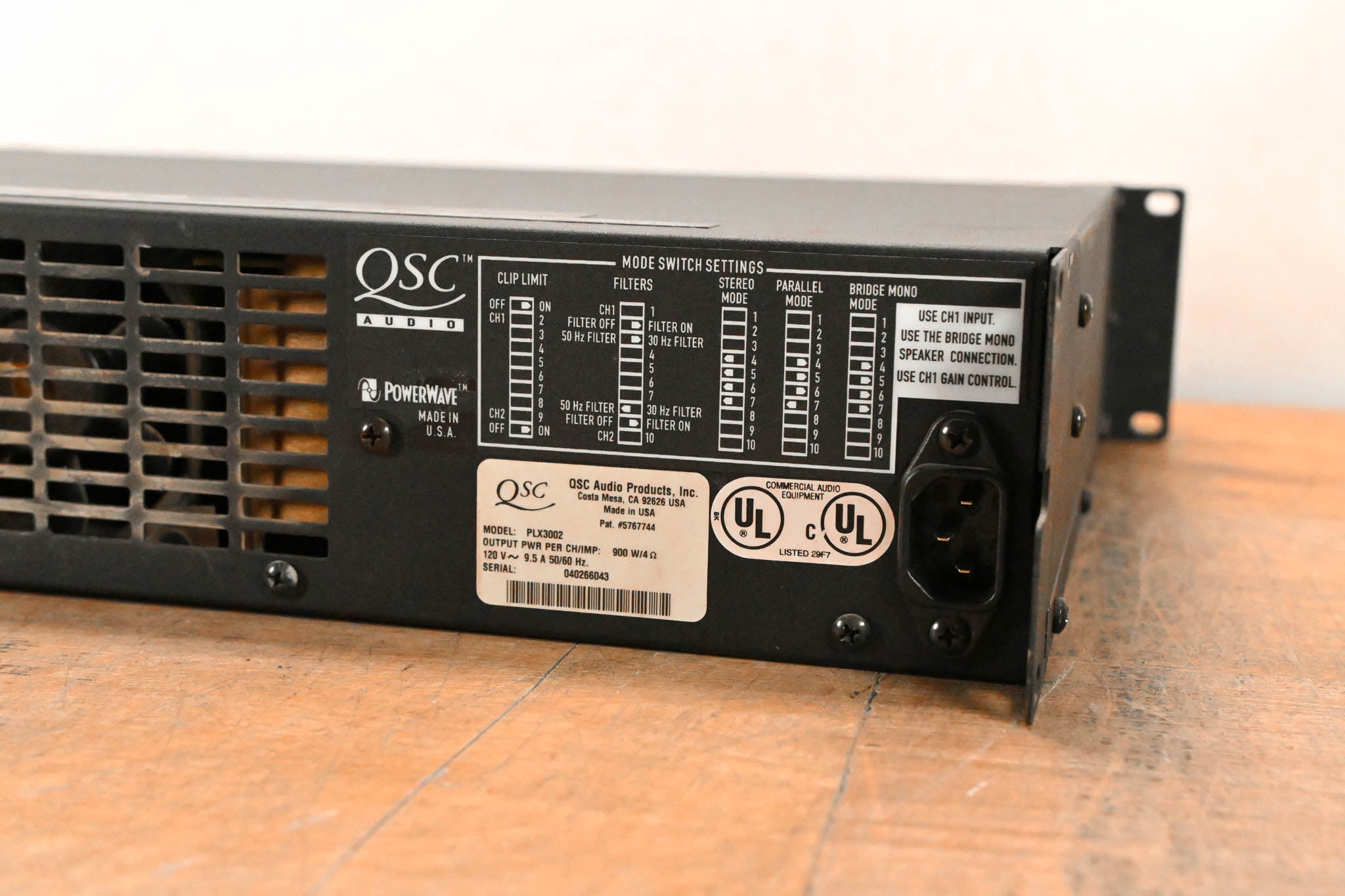 QSC PLX3002 2-Channel Power Amplifier