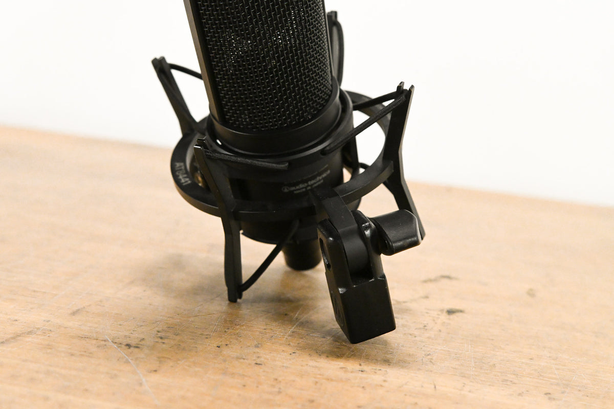 Audio-Technica AT4033 Cardioid Condenser Mic w/ AT8441 Shock Mount